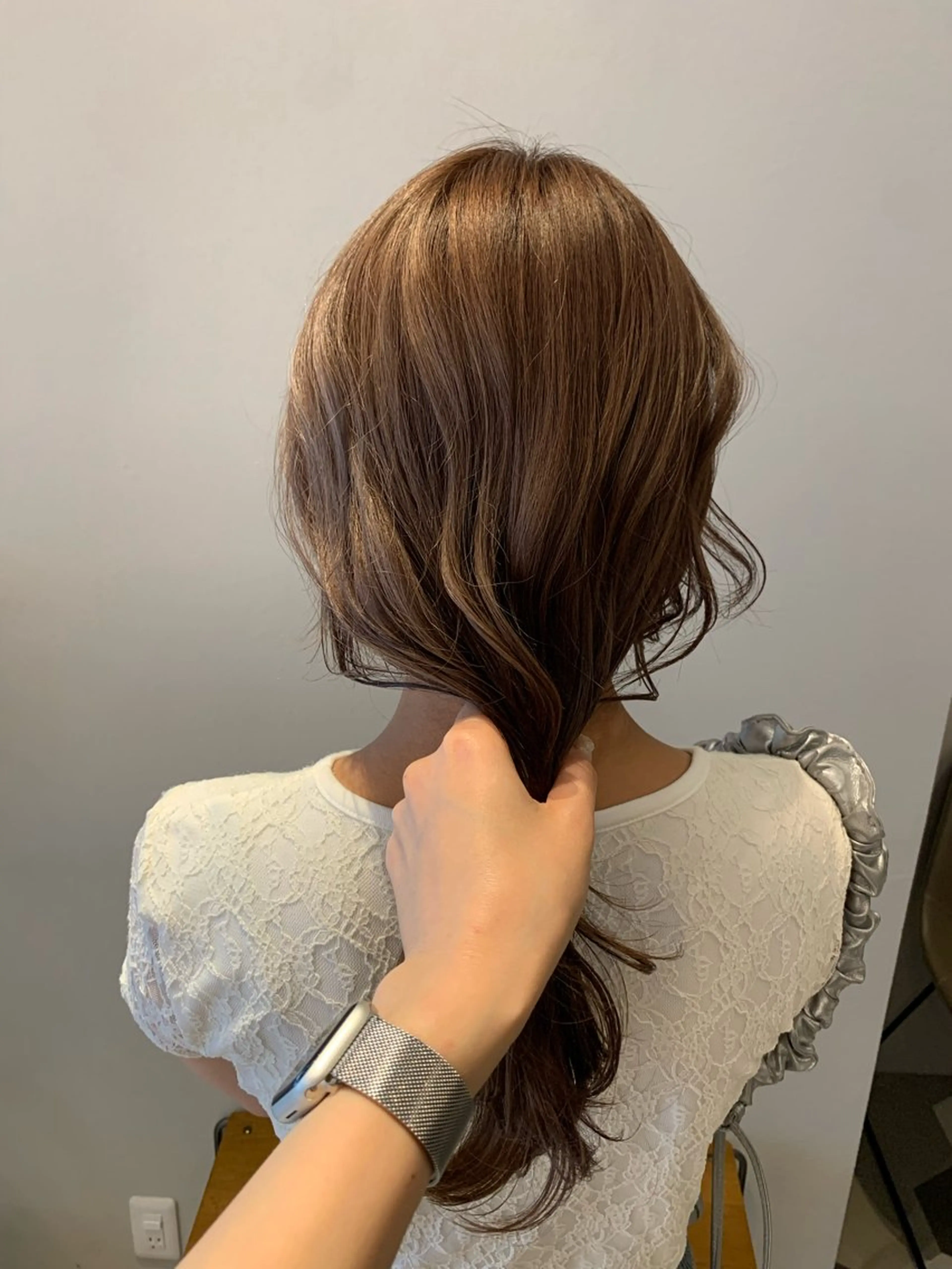 セミロング カラー カジュアルハイトーン ♡chihiroのヘアスタイル