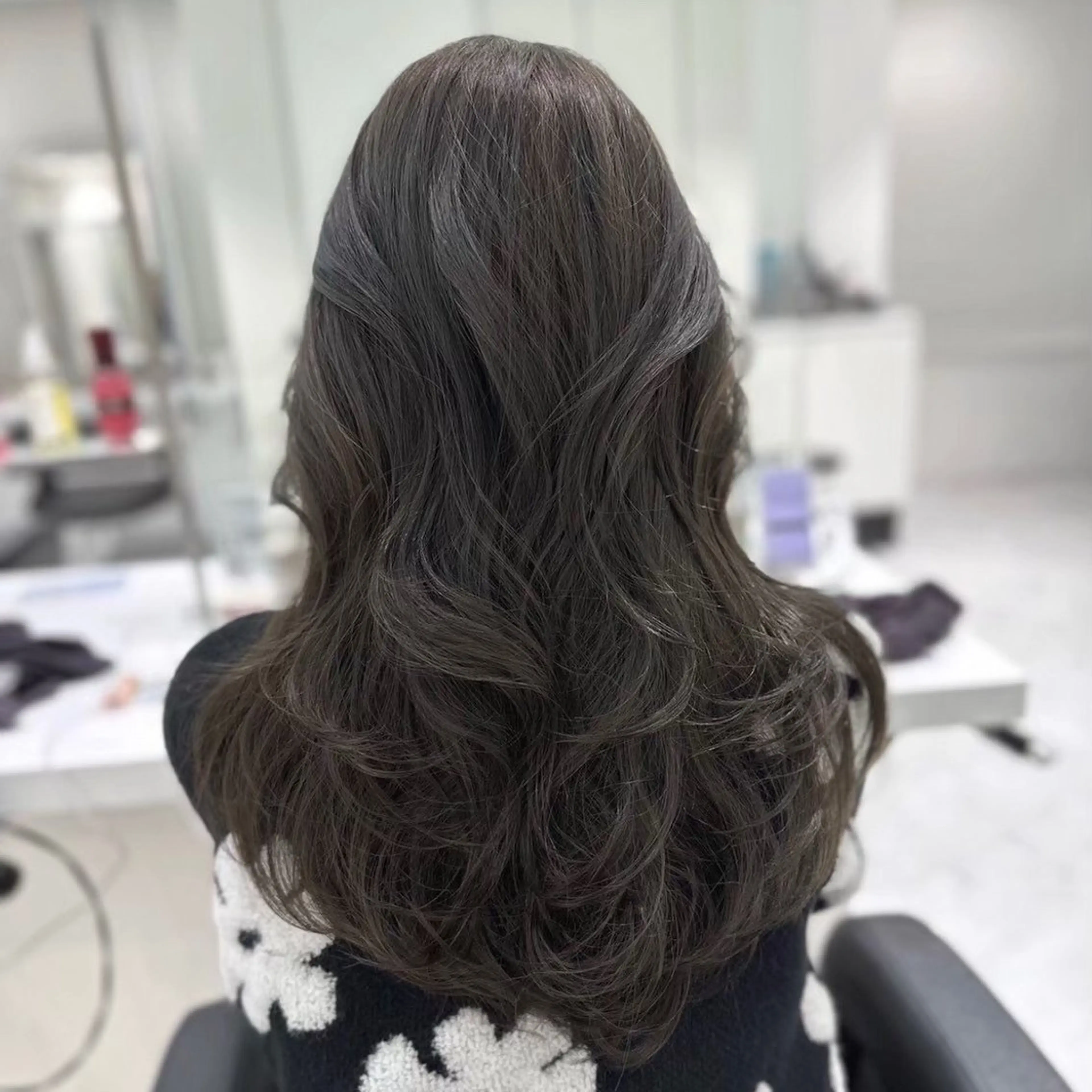 カラー 上品・艶カラー 銀座/ユウナのヘアスタイル