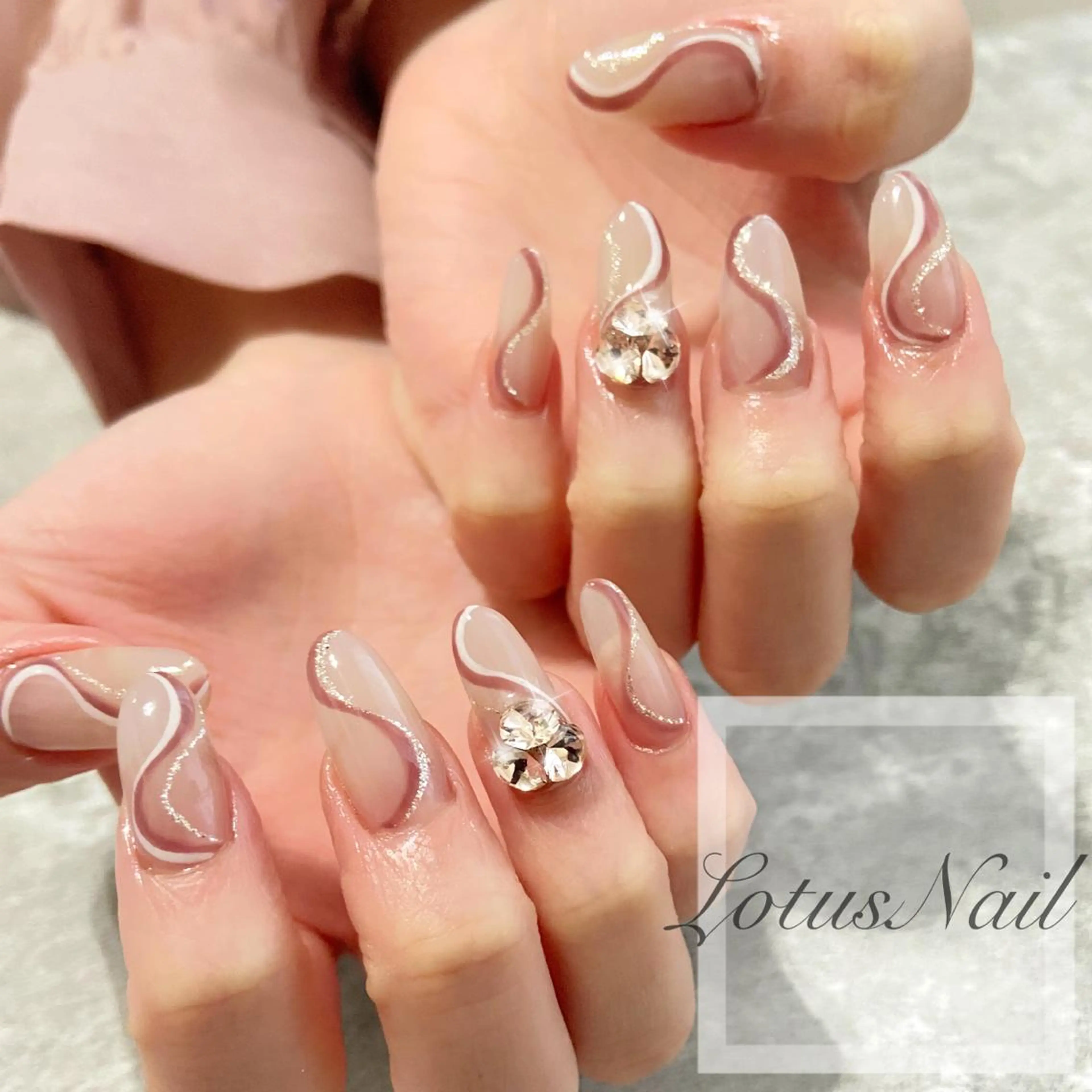 ネイル ハンドネイル Lotus Nailのネイルデザイン