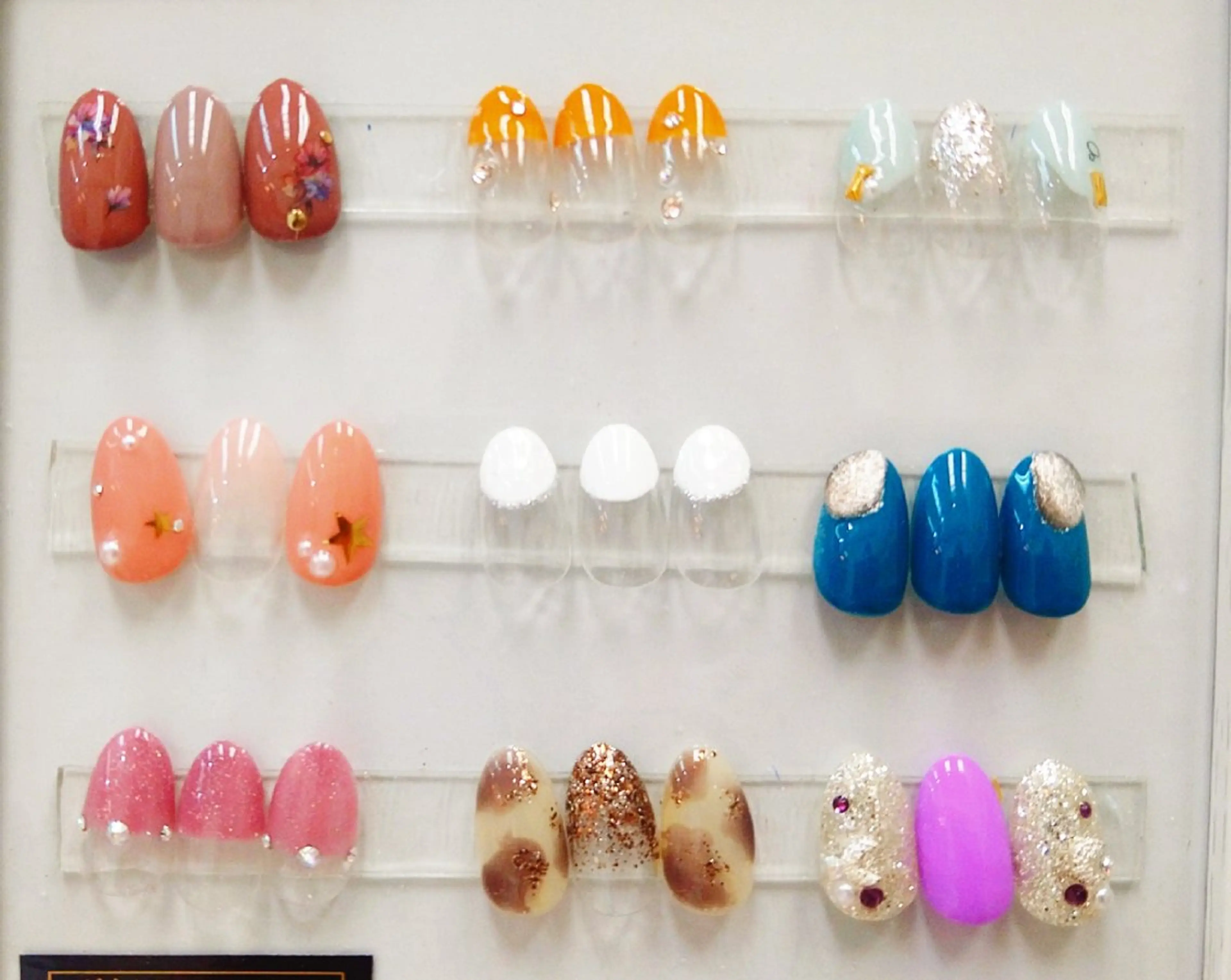 ネイル アートネイル NAIL BUZZ ヒラバヤシのネイルデザイン