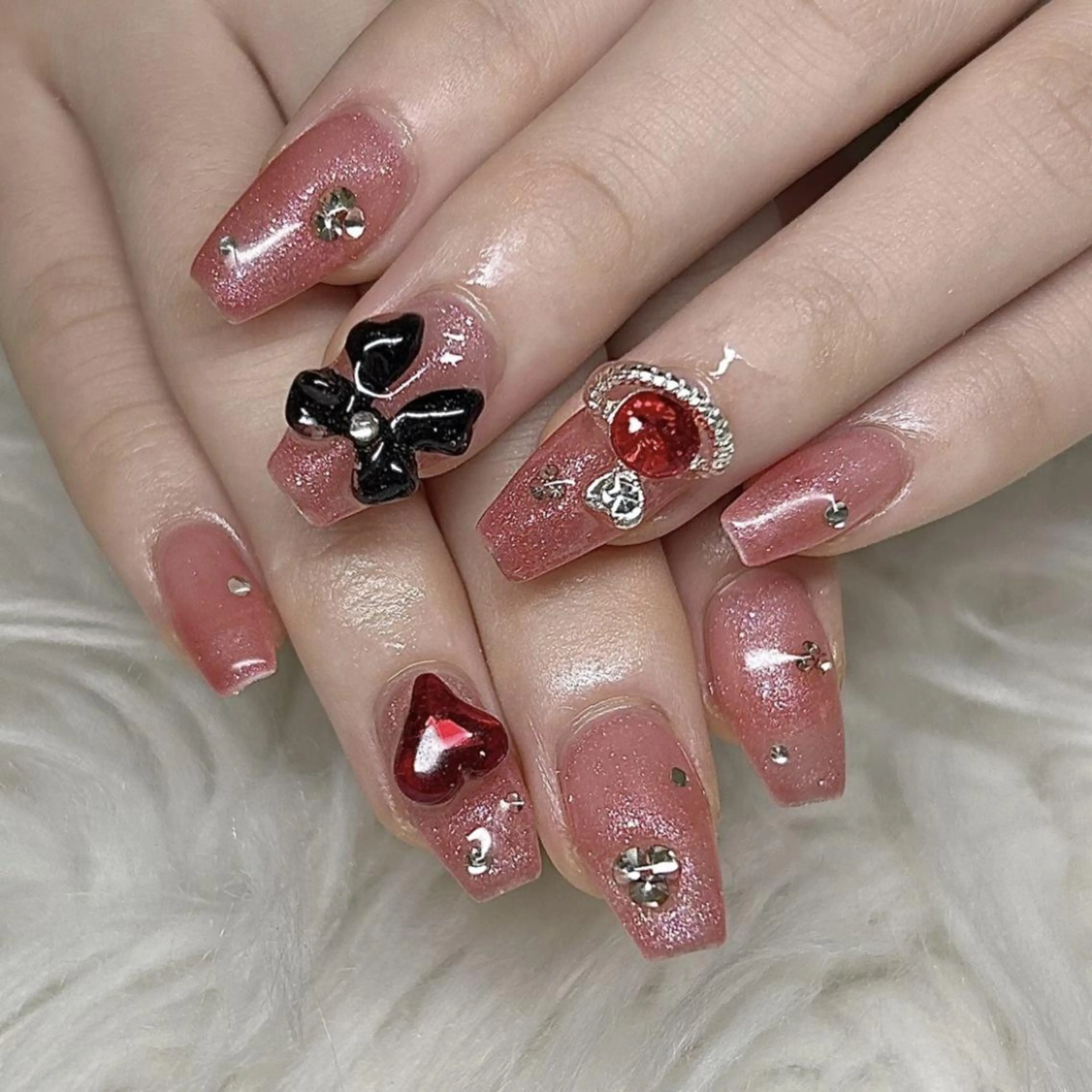 ネイル 南森町rebest 💅nailのネイルデザイン