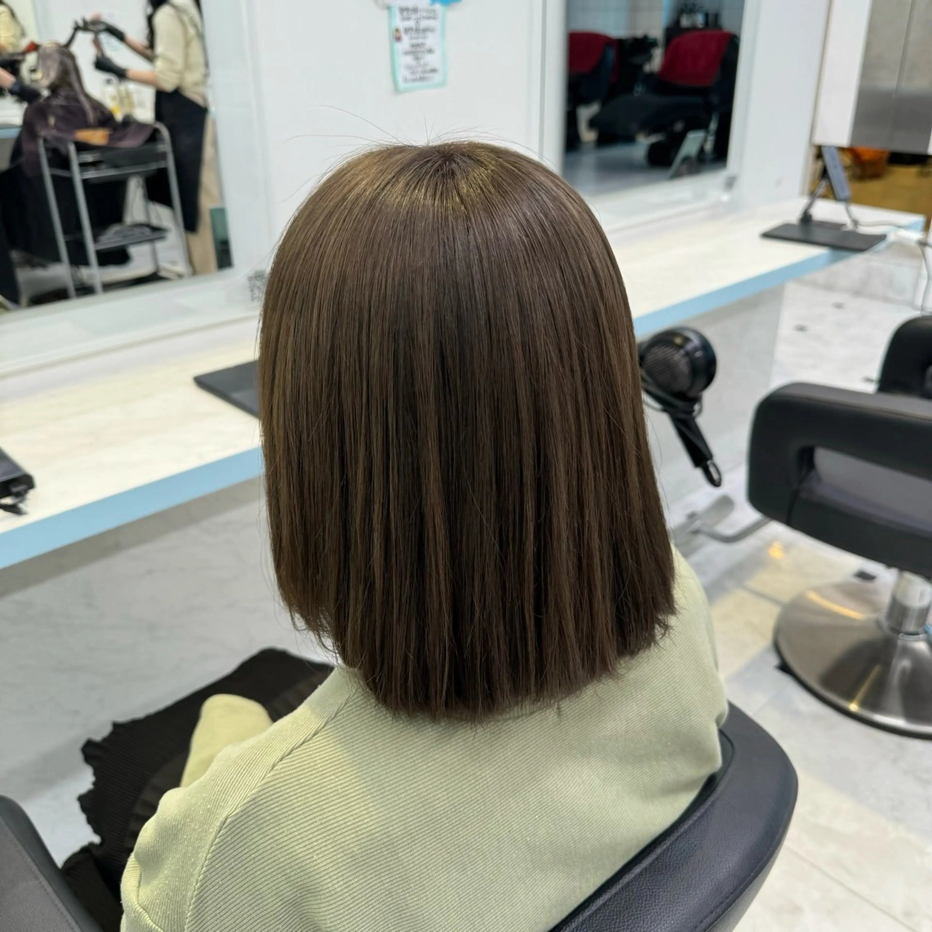 ミディアム カラー ヘアカラー 🩷モテ髪＆透明感 🩷ミルクティー🩷のヘアスタイル