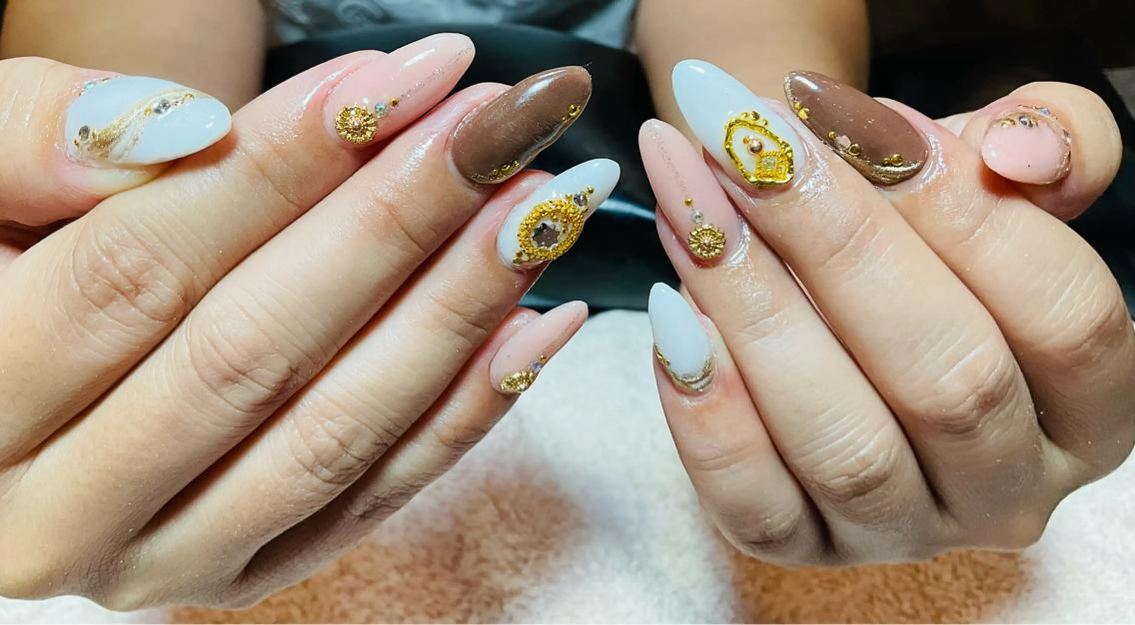 ネイル Quirky's Nail【栄店】のネイルデザイン