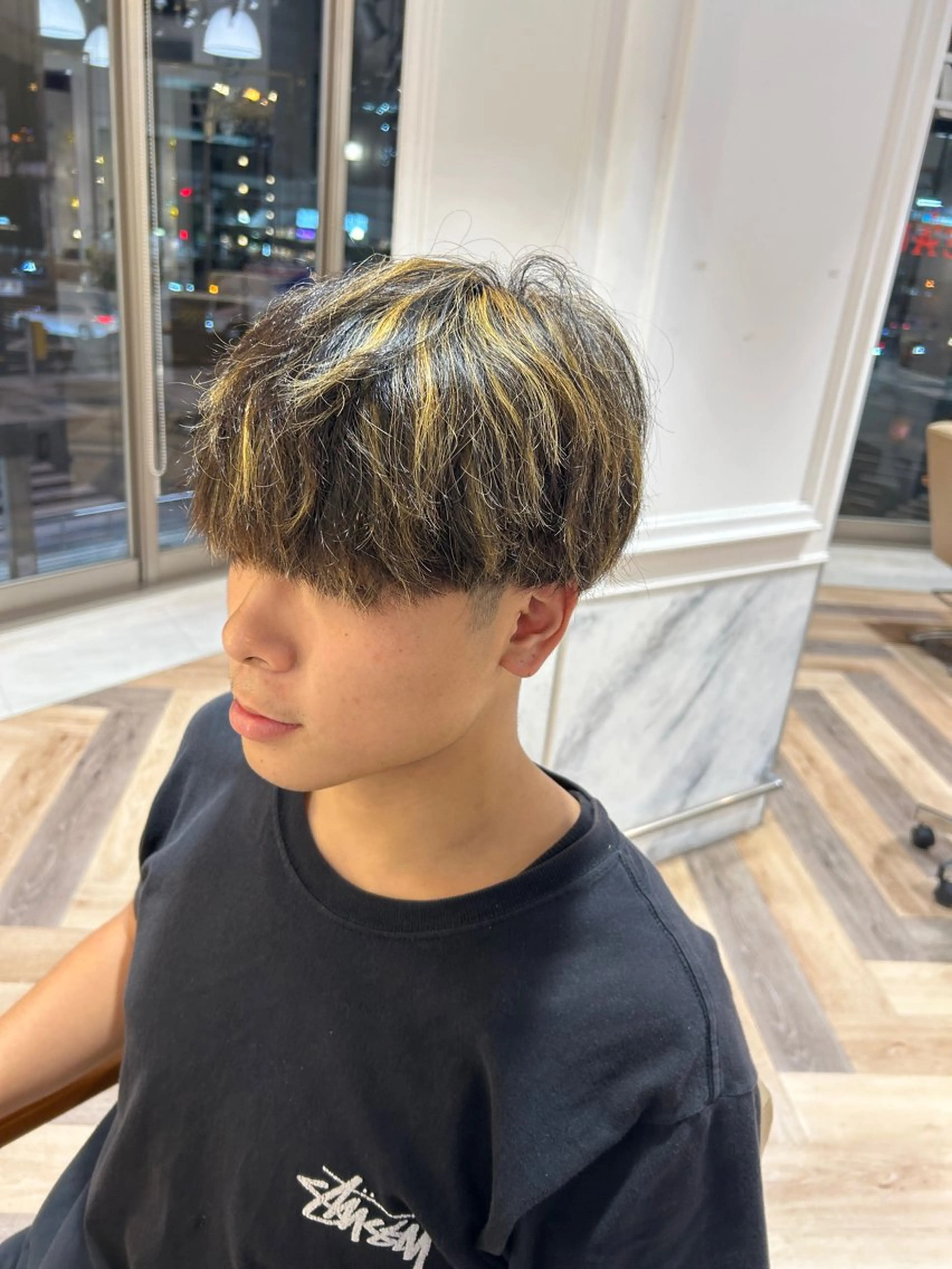 カラー メンズ メンズハイライト ハイライトカラー ヘアカラー Yuu/髪質改善 デザインカラーのヘアスタイル