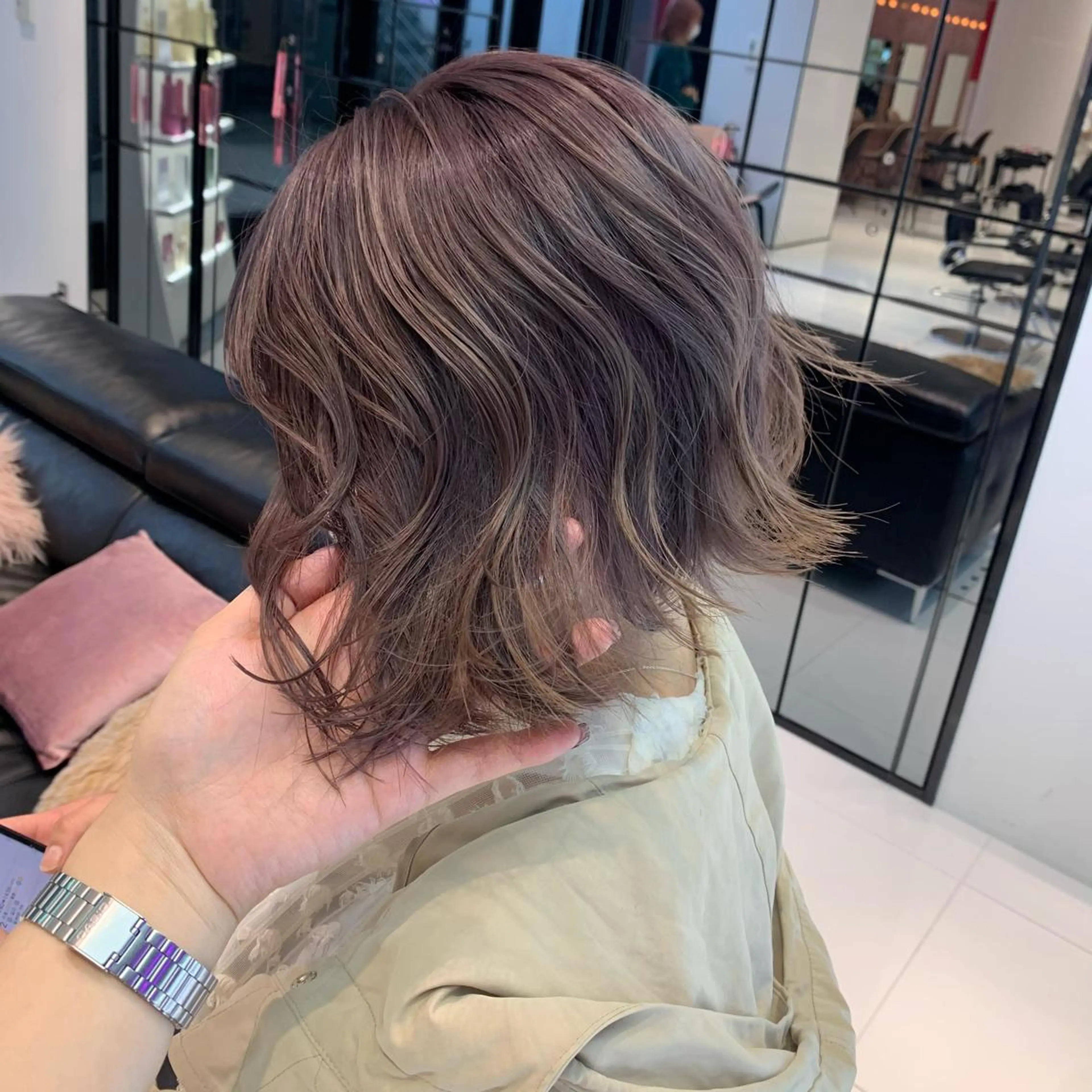 ショート カラー グレージュ ラベンダーカラー ラベンダーグレージュ ラベンダーグレー ヘアカラー トリートメント ハッシュカット/ハイ トーン/MANAMIのヘアスタイル