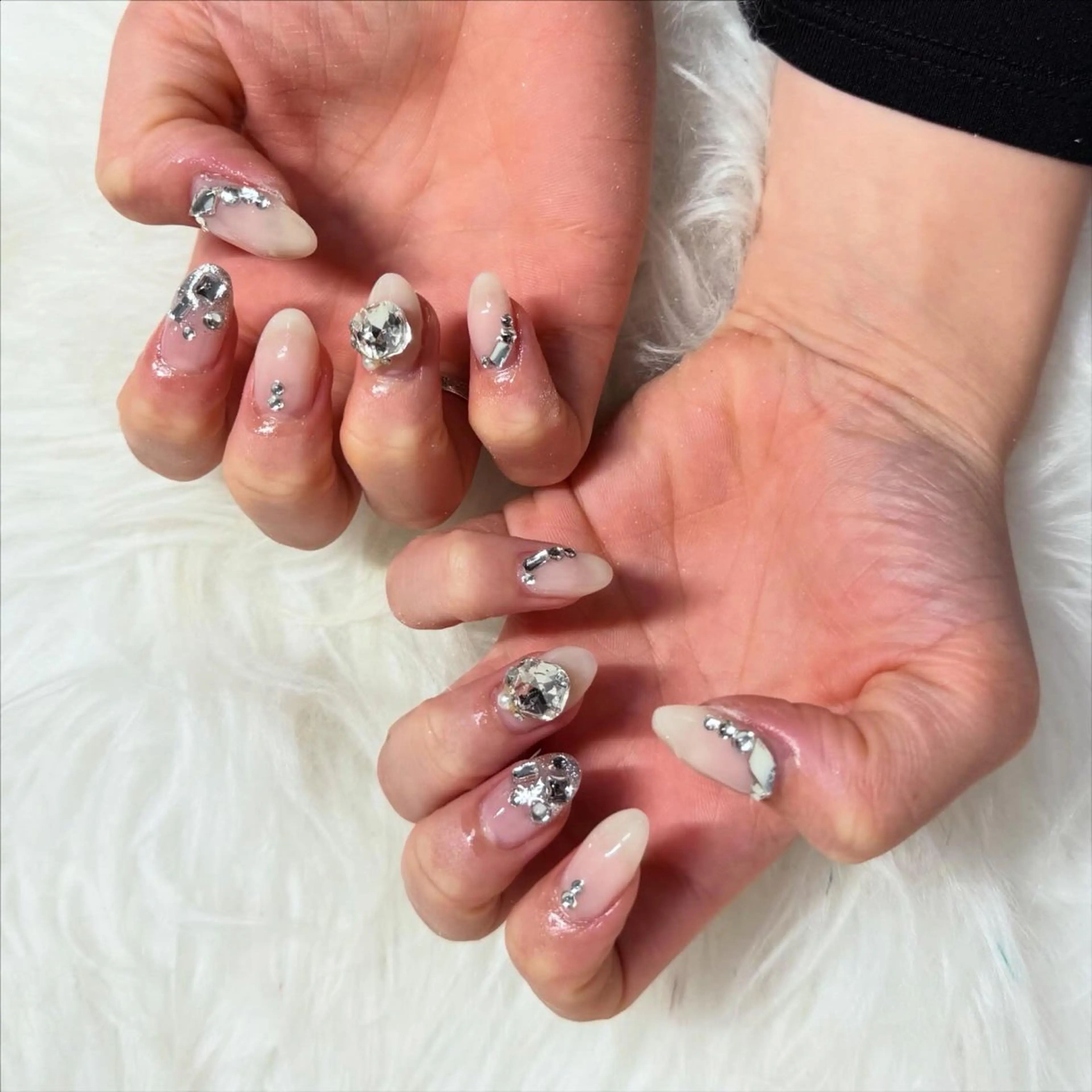 ミディアム ハンドネイル mao .のネイルデザイン