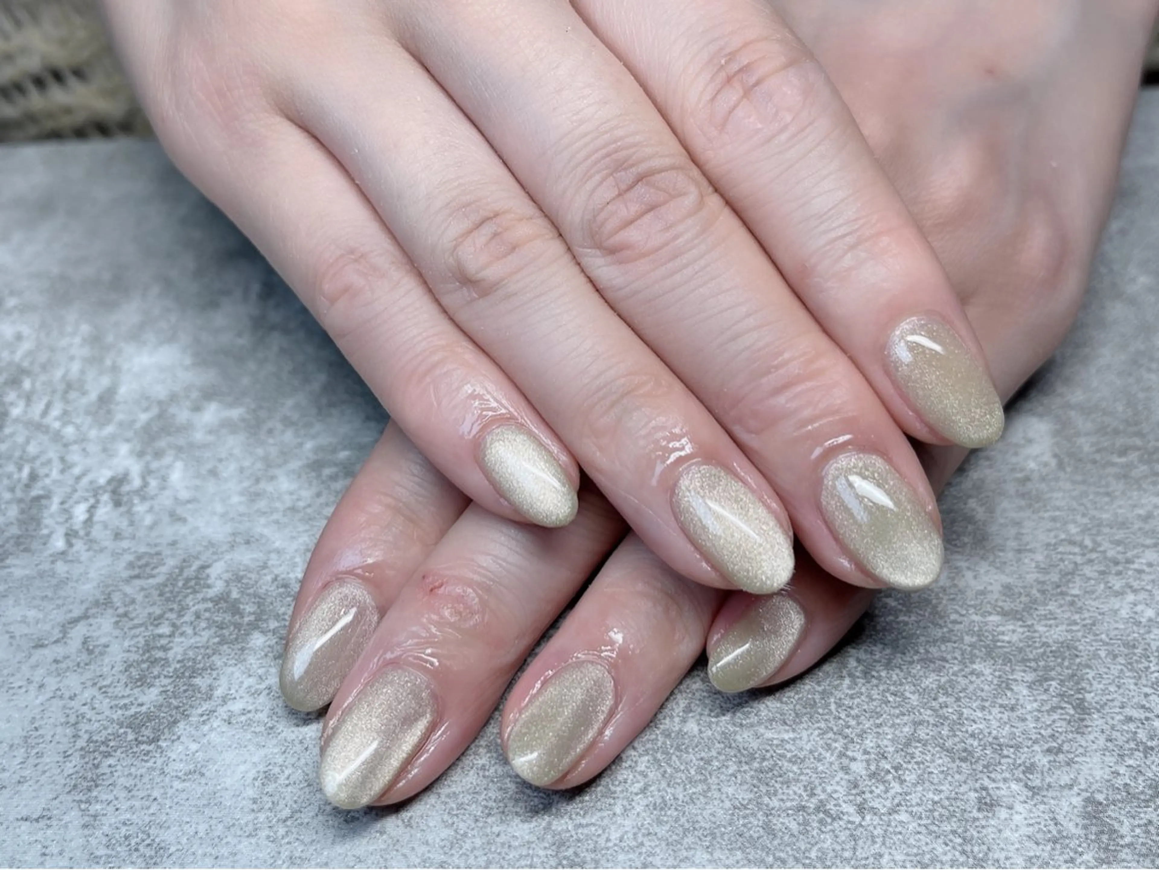 ネイル マグネットネイル glance nailのネイルデザイン