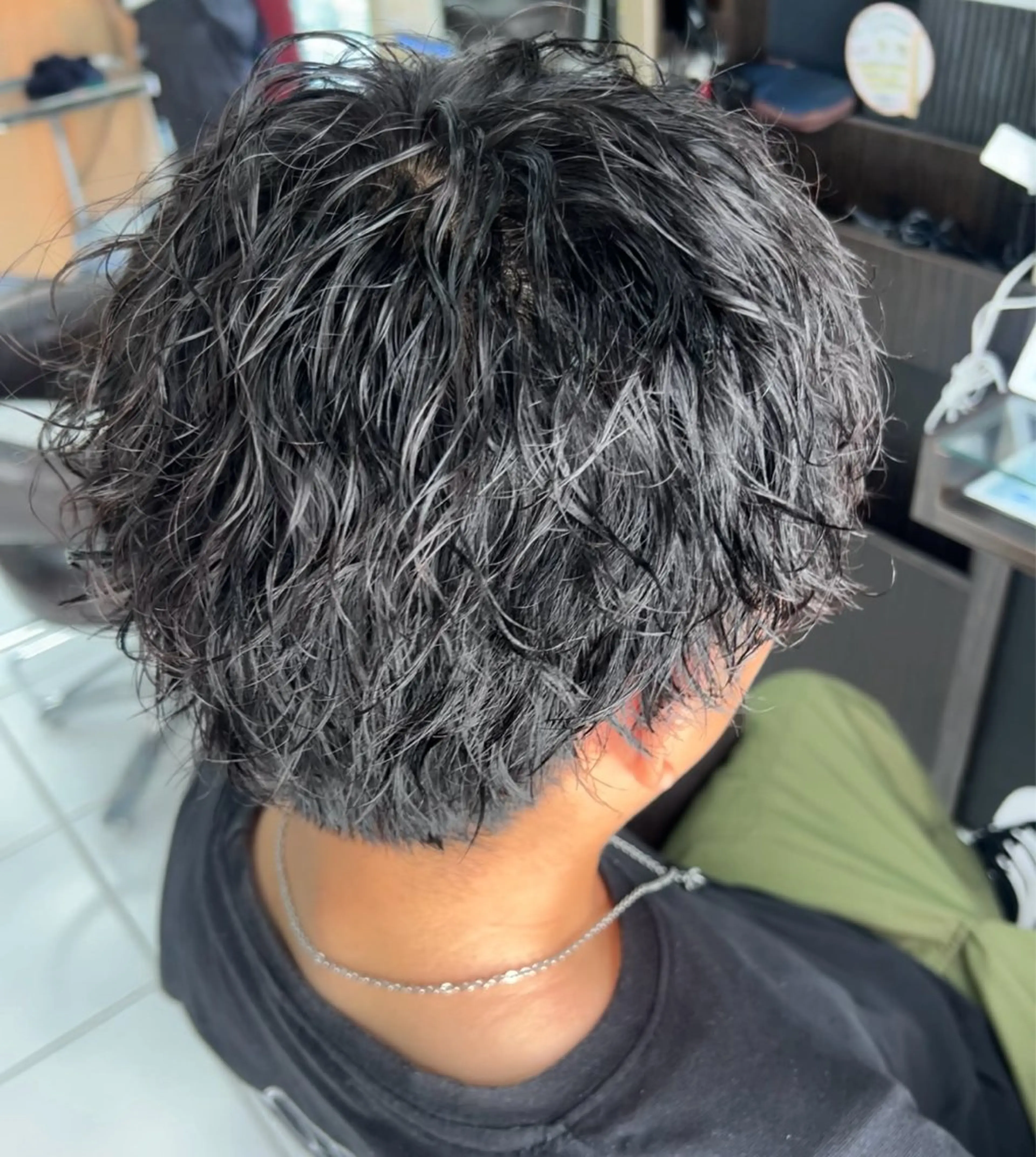 メンズ メンズパーマ カット 🖤デザインカラー❤ kana🖤のヘアスタイル