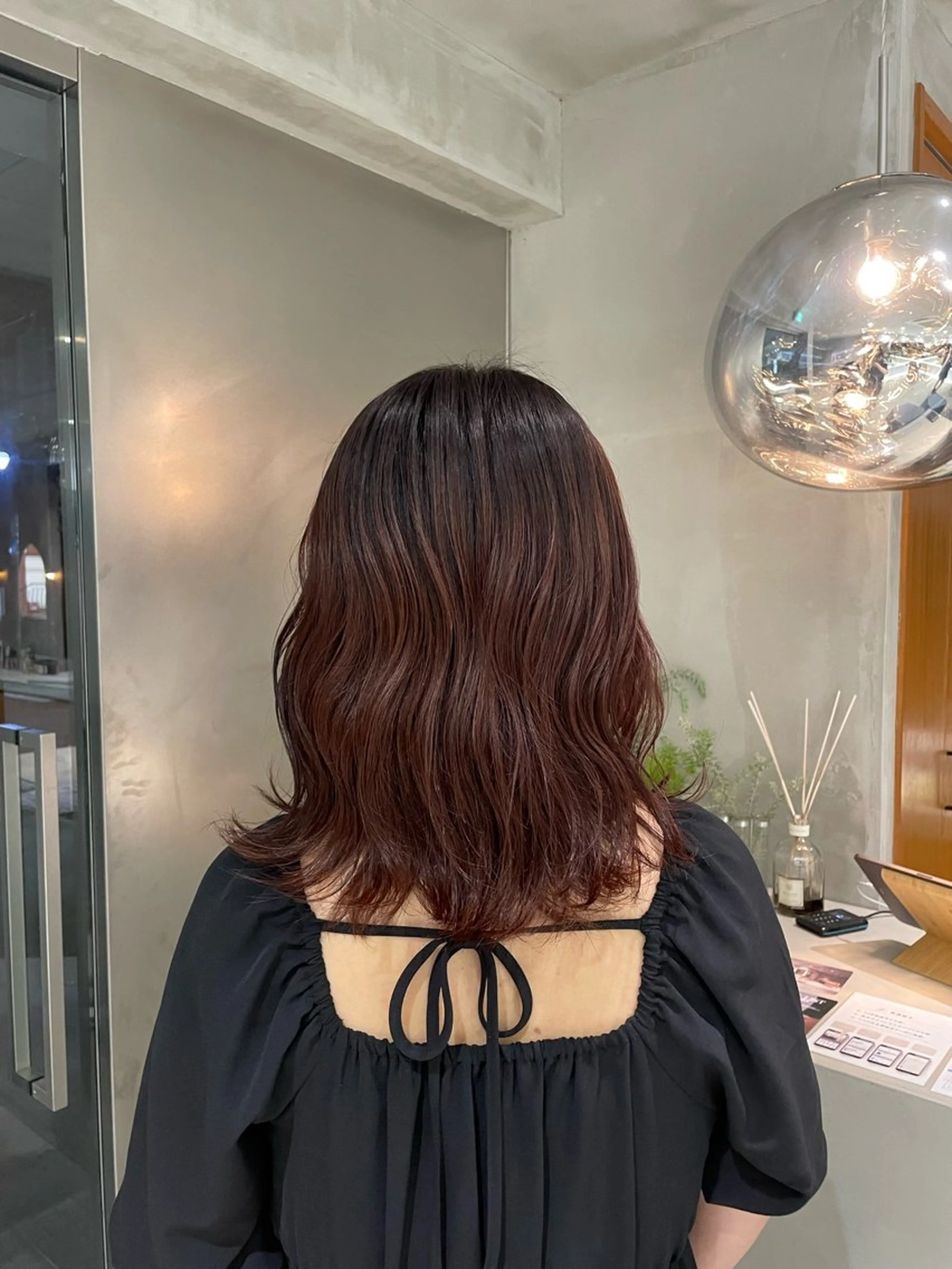 ミディアム カラー ヘアカラー 頼金 愛海のヘアスタイル