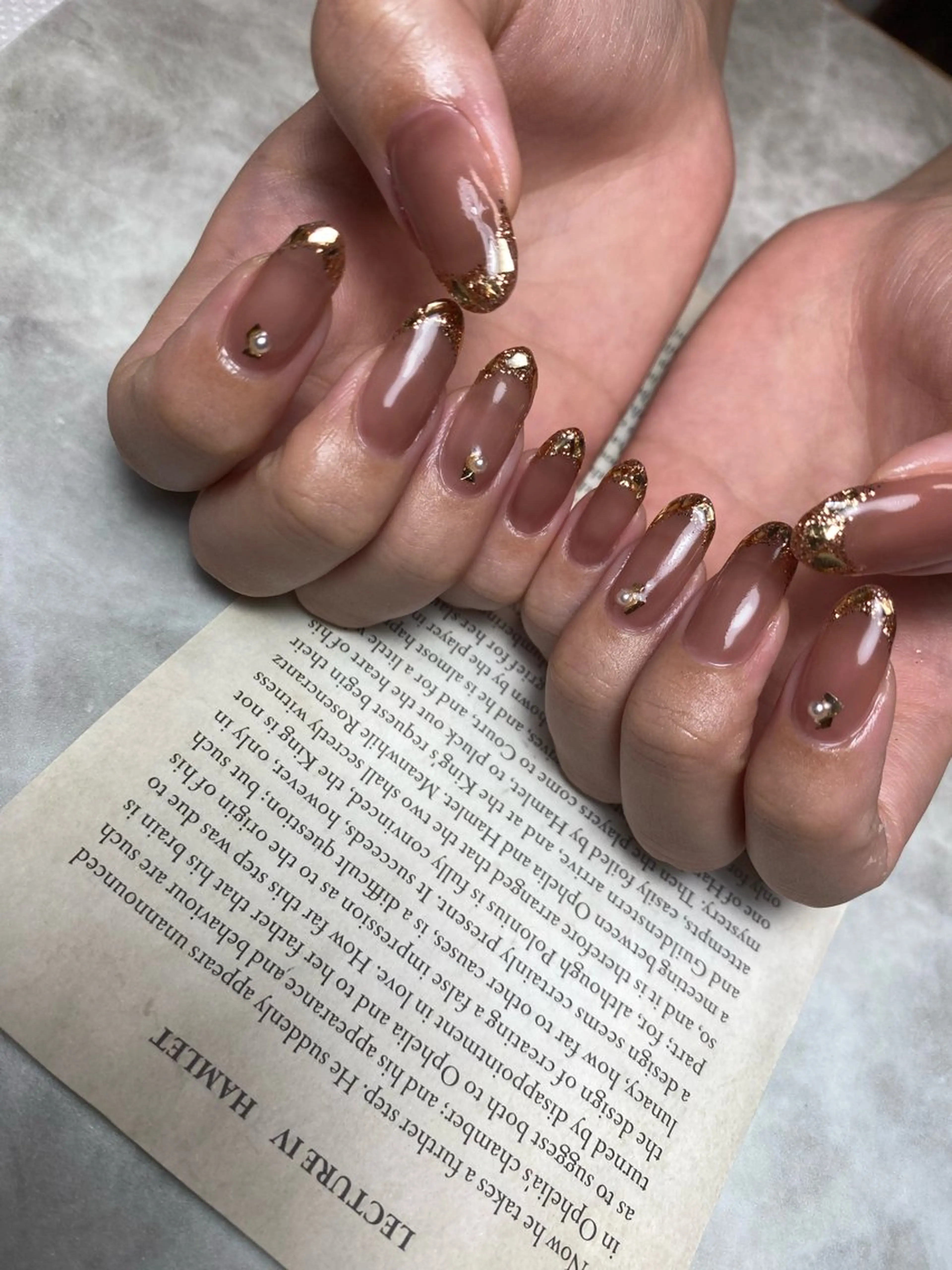 ネイル フレンチネイル ガラスフレンチ ハンドネイル 🌿Charme🌿 MAIのネイルデザイン