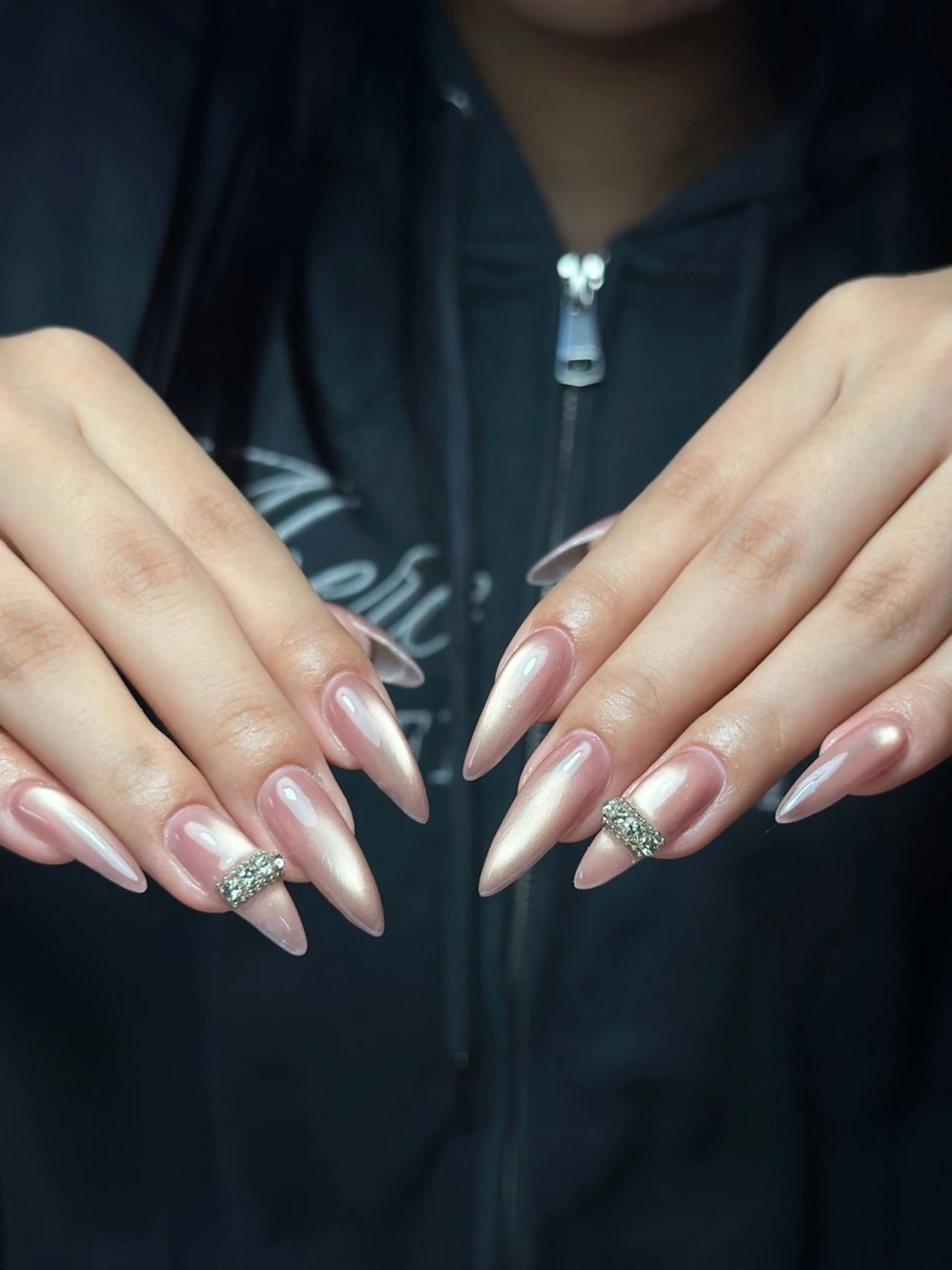 ネイル 韓国ネイル シンプルネイル ワンホンネイル ハンドネイル CoMo Nail Studio所属・CoMo Nailのネイルデザイン