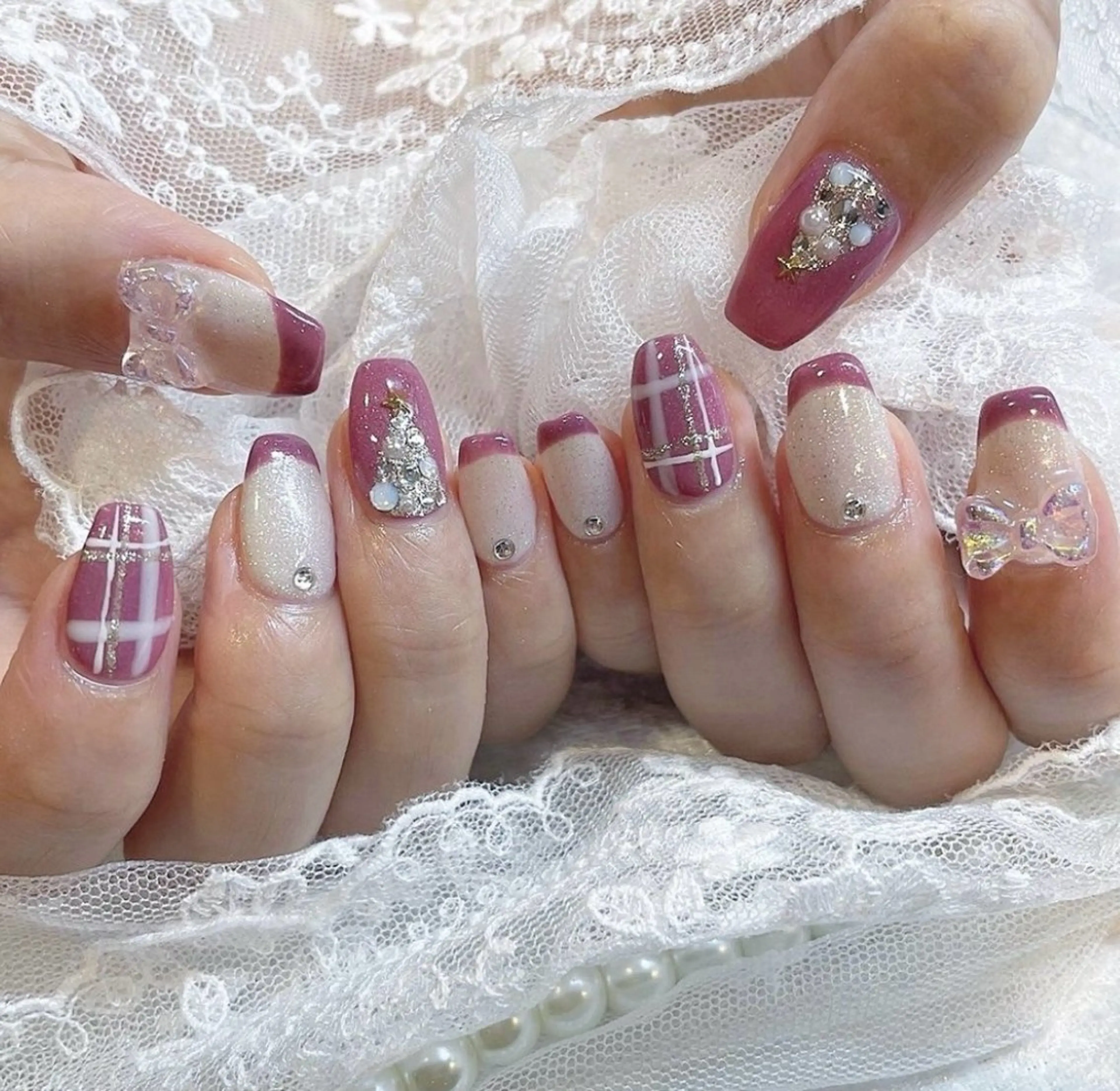 ネイル ジェルネイル 韓国ネイル 持ち込み ワンカラーネイル ワンホンネイル ハンドネイル fiore nail 🦋のネイルデザイン