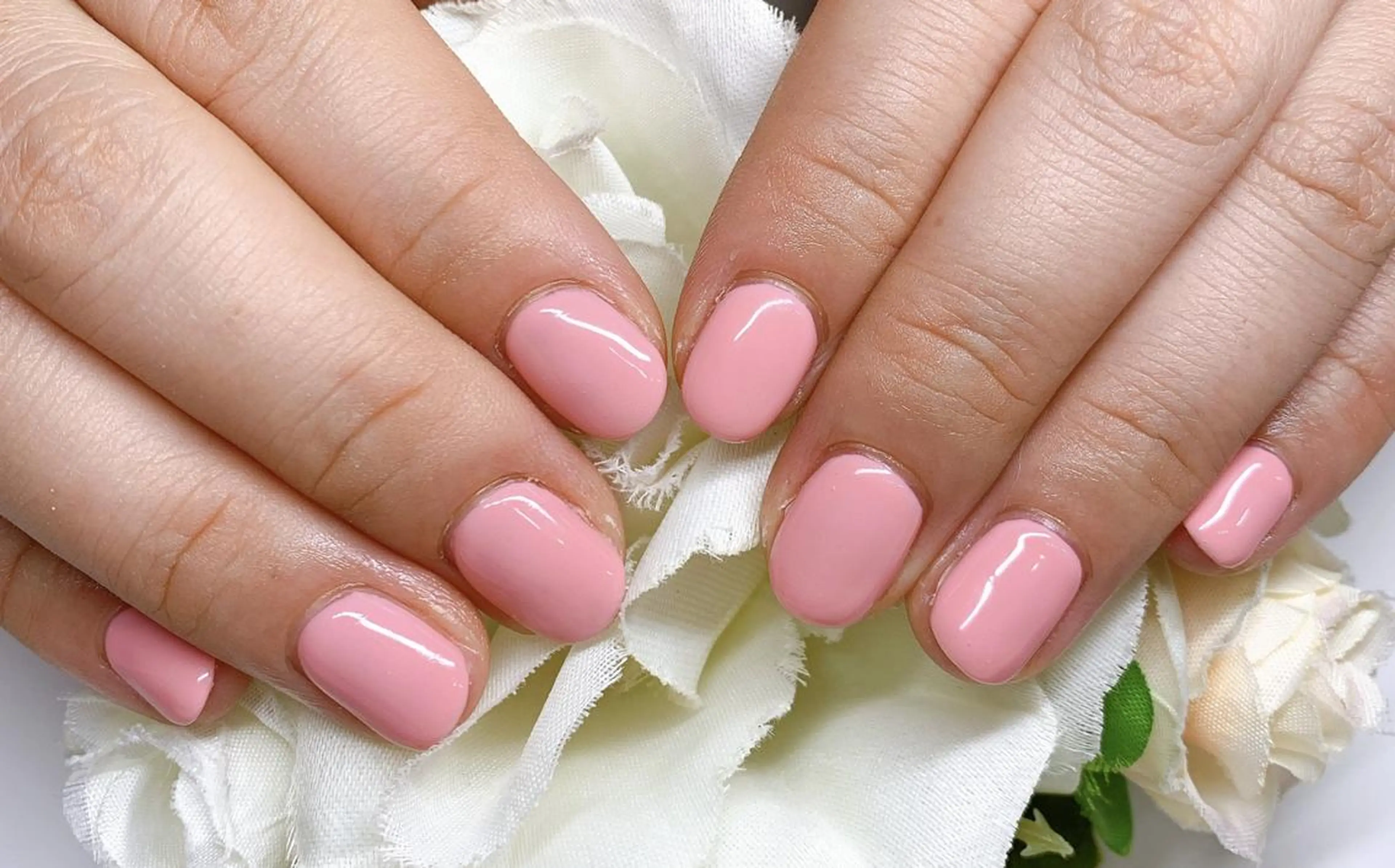 ネイル Silky_nail Sの眉毛・アイブロウイメージ