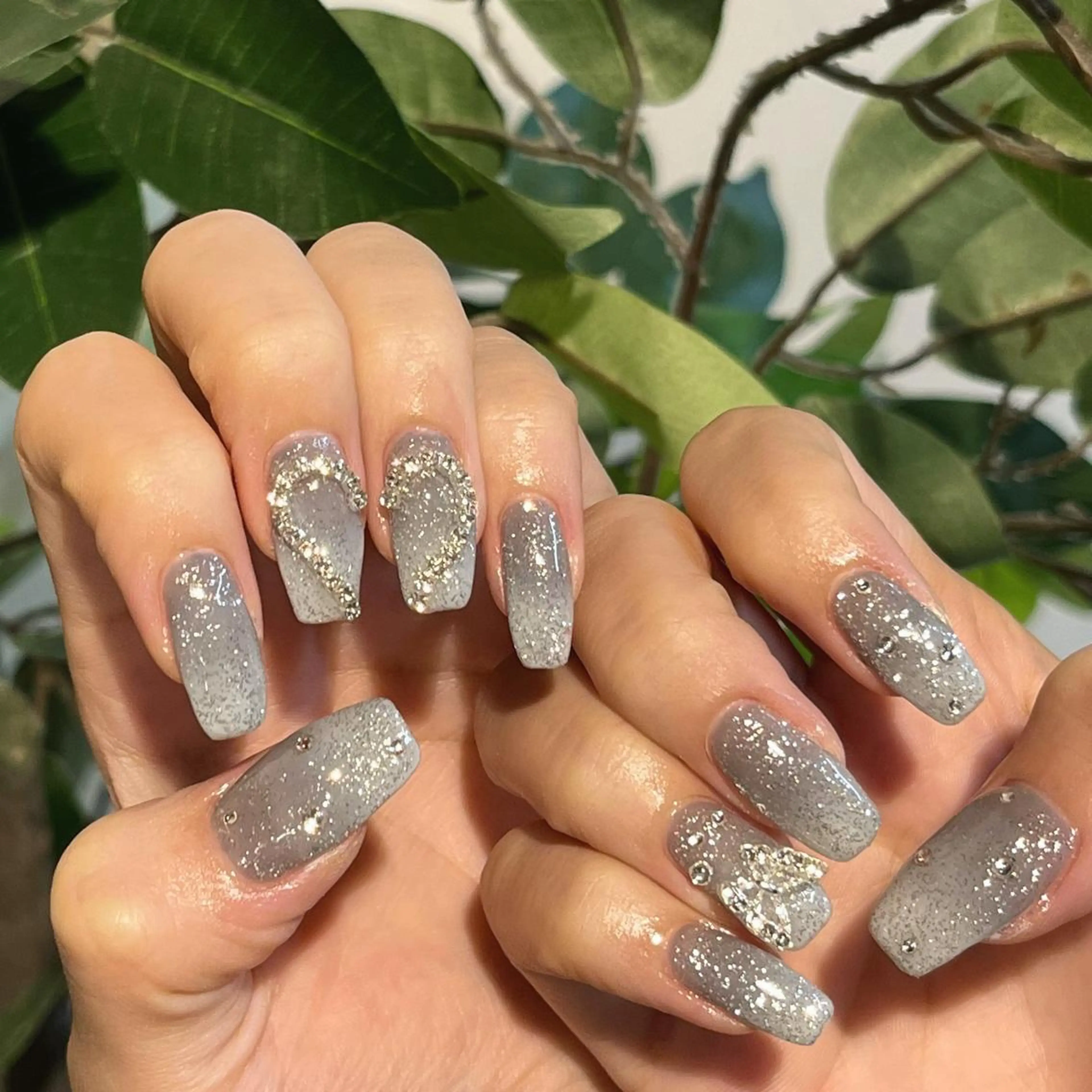 ネイル ハンドネイル ☁️BLITZ 🎀笠原雪音🎀のネイルデザイン