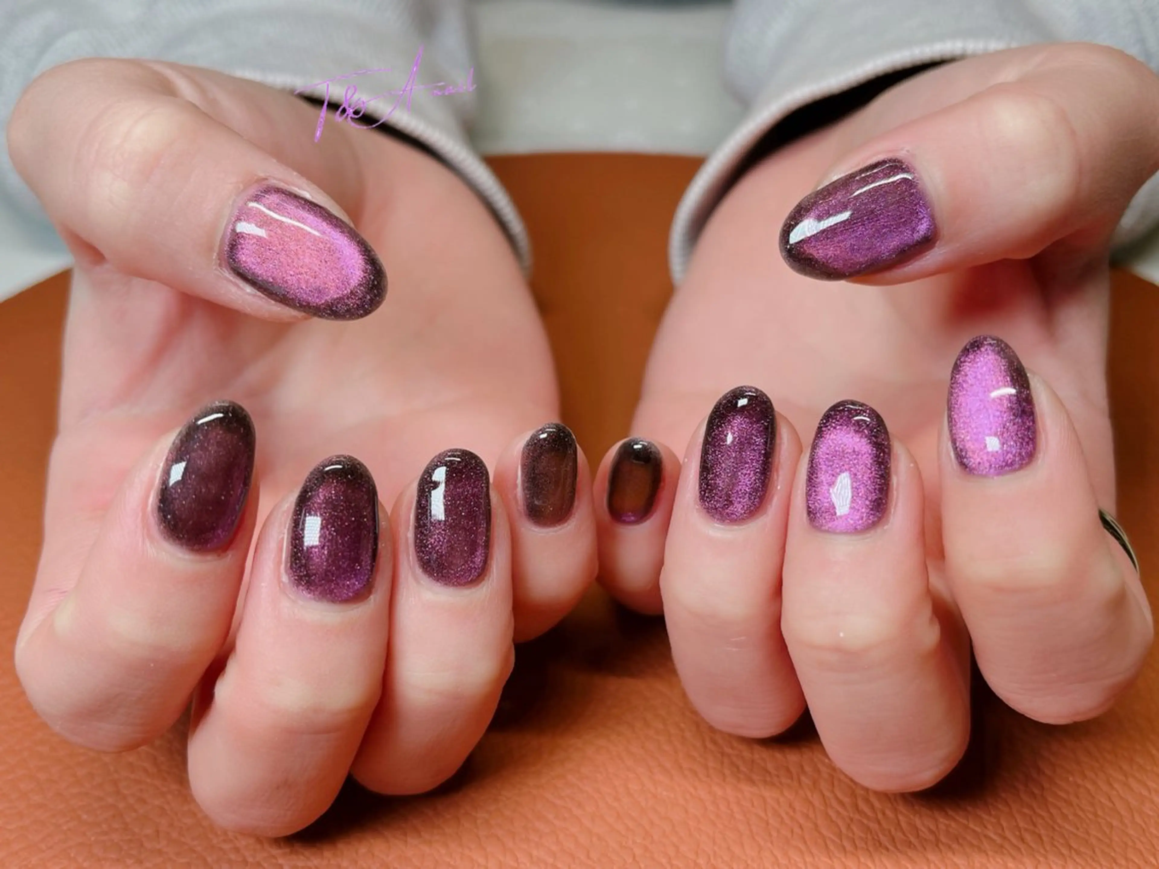 ネイル ジェルネイル 氷ネイル・うるうるネイル マグネットネイル ワンカラーネイル スカルプネイル ハンドネイル T&A nailのネイルデザイン