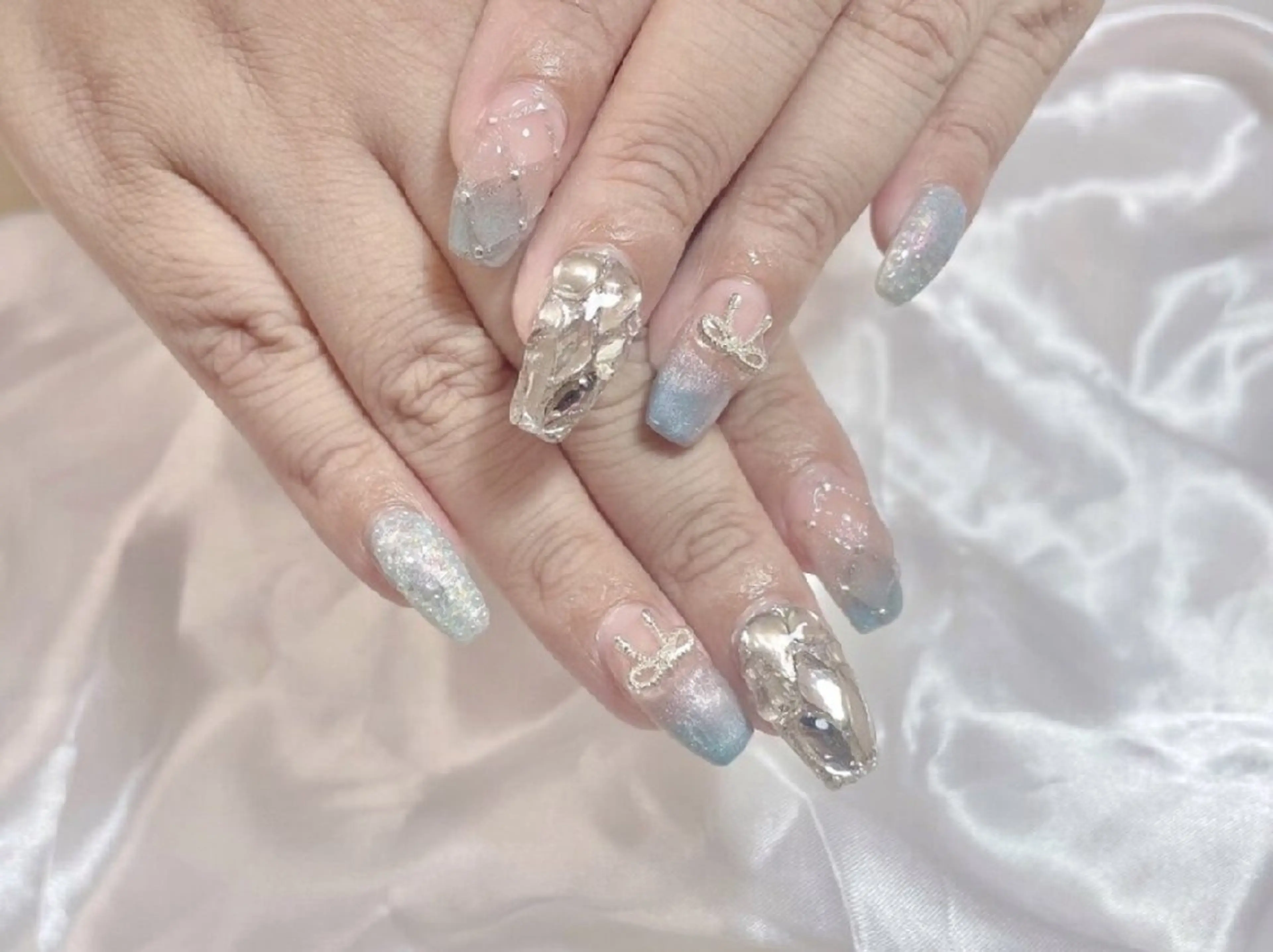 ネイル キラキラネイル 韓国ネイル オフィスネイル シンプルネイル ワンホンネイル ハンドネイル Nailsalon Merci東中野のネイルデザイン