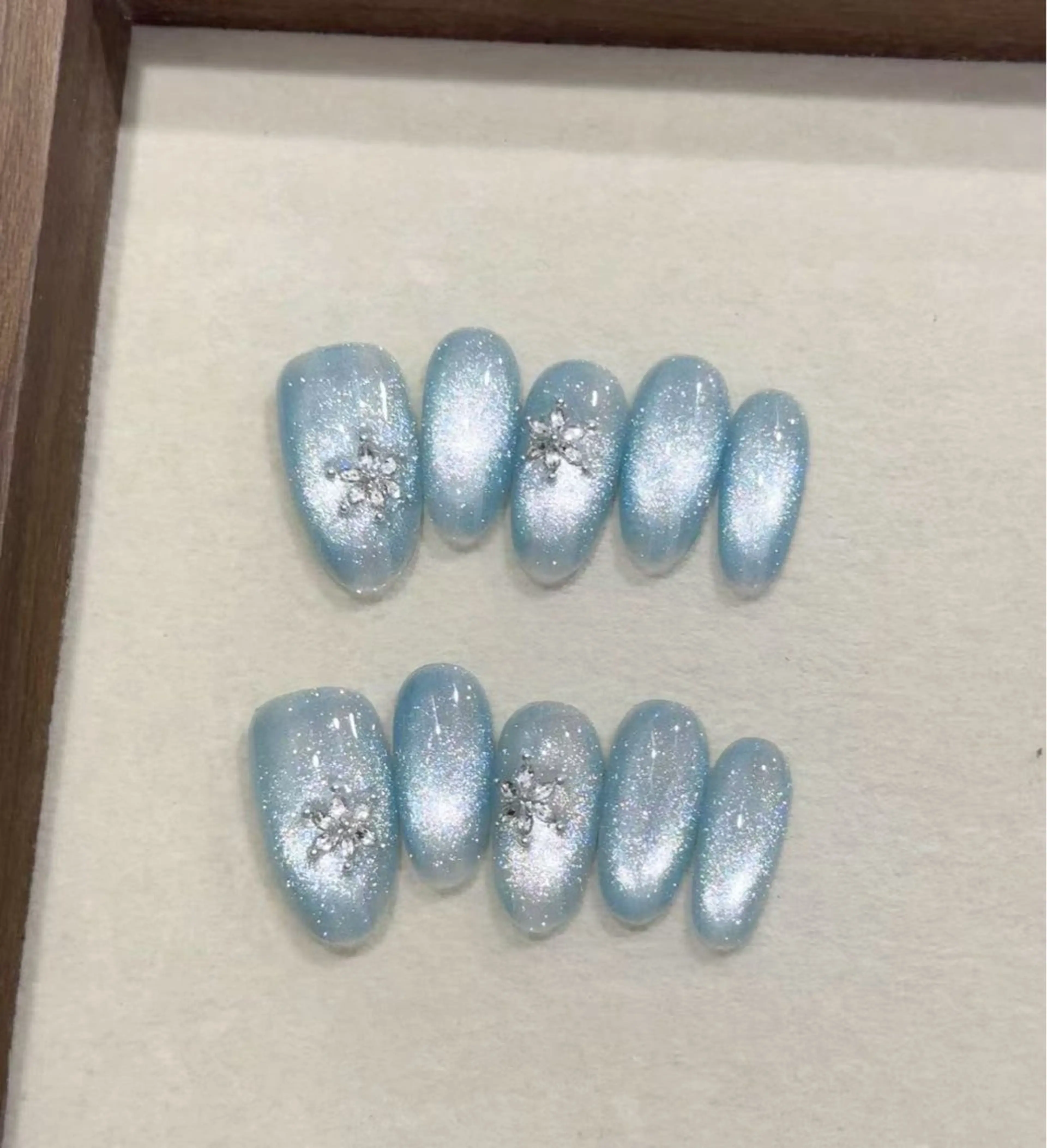 定額ネイル💅メニュー写真デザイン＋チップ長さだ10本★ 冬限定の雪花ネイル5の写真