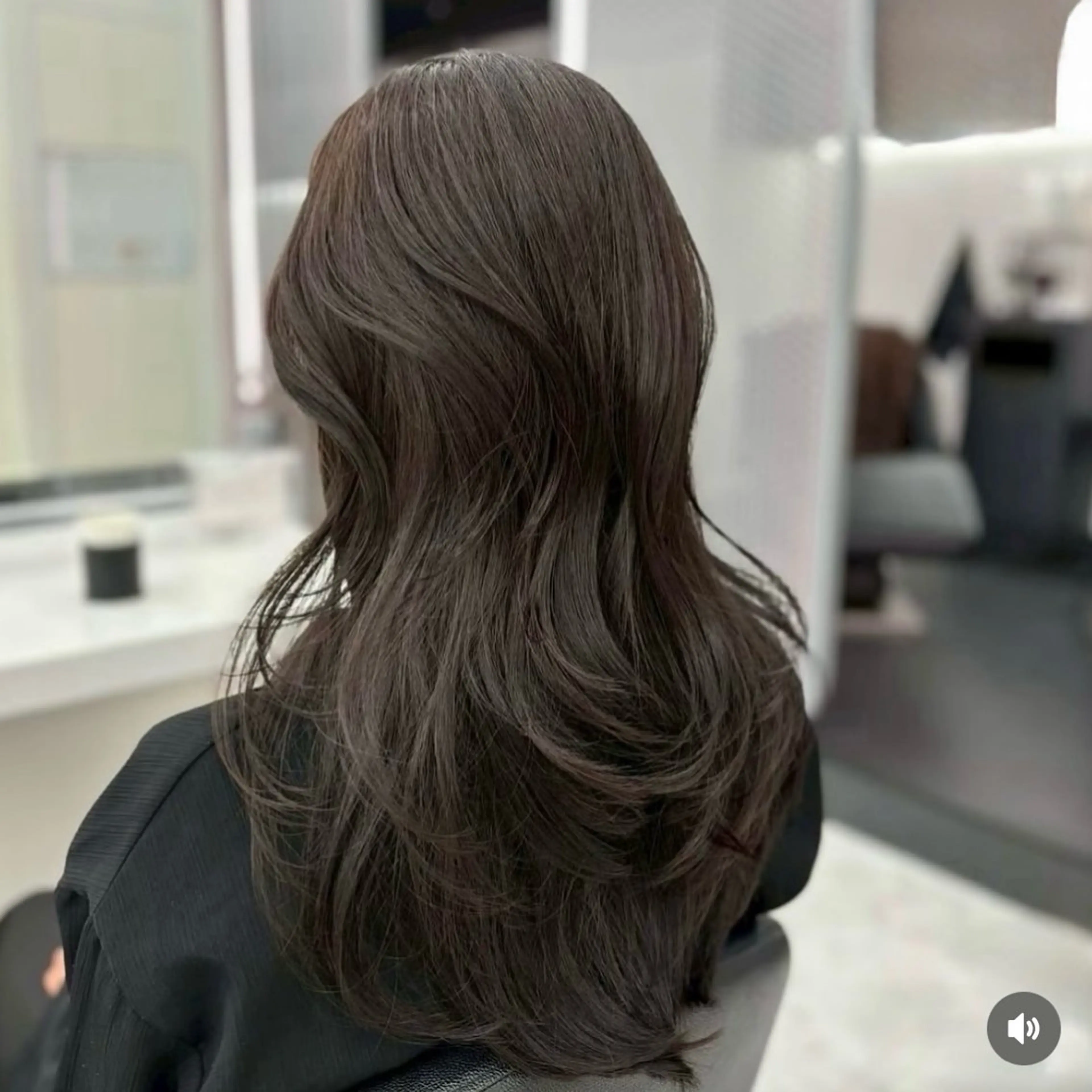 カラー 🥂大人上品styl e🥂nozomiのヘアスタイル