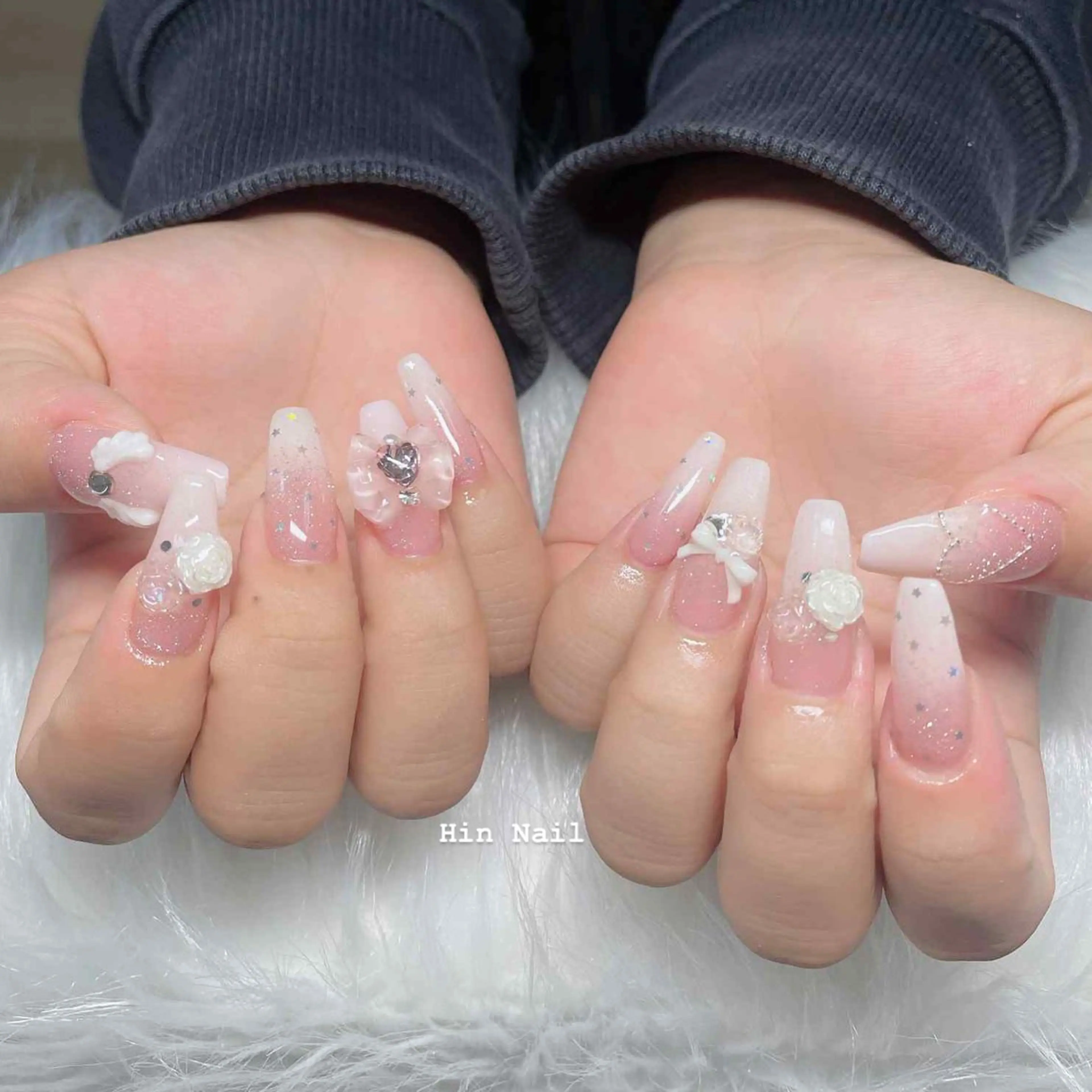 ネイル ハンドネイル HIN NAILのネイルデザイン