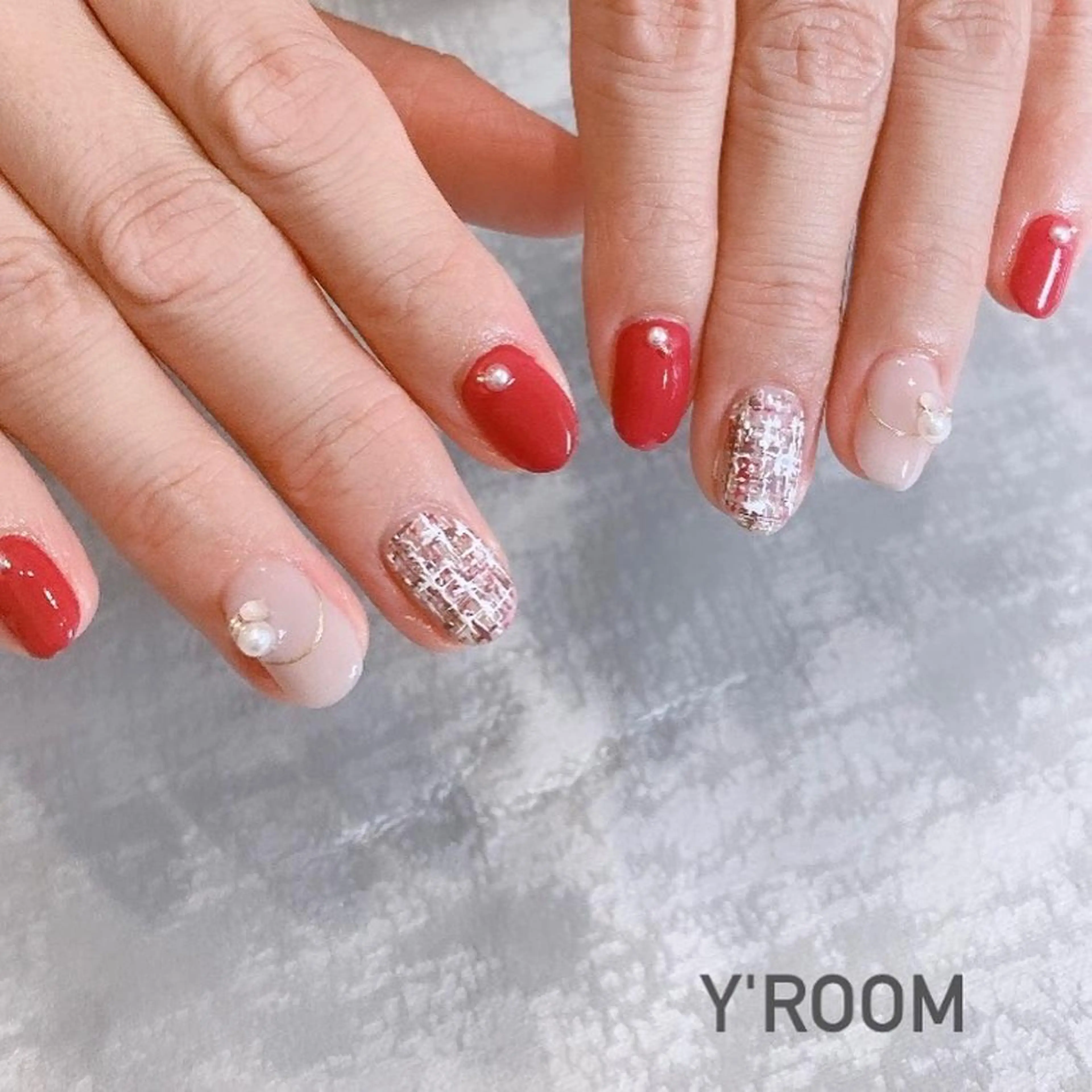 ネイル オーロラネイル フラッシュネイル フットネイル ジェルネイル 氷ネイル・うるうるネイル YUKA （ネイリスト）のネイルデザイン