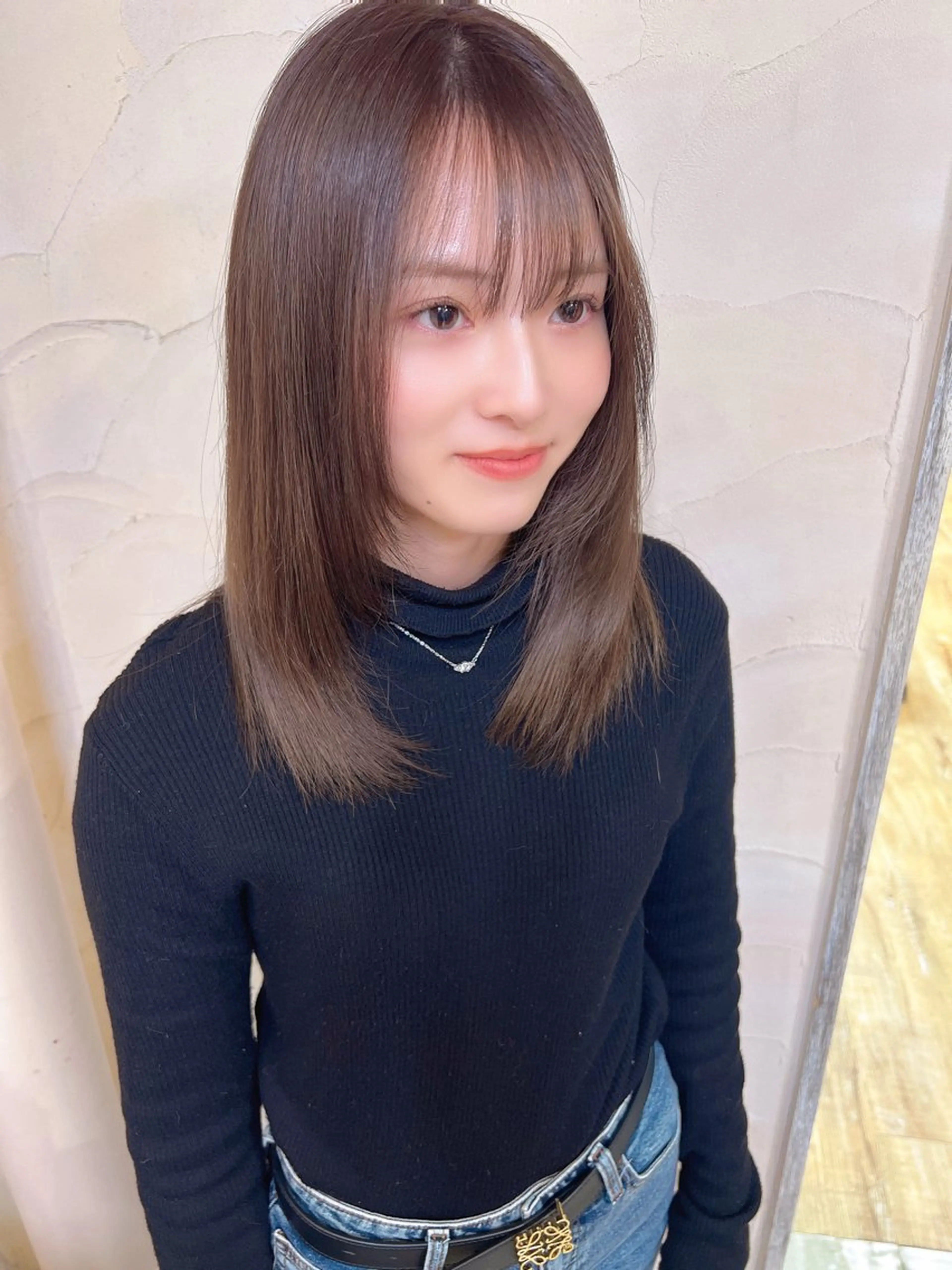 ミディアム ヘアカラー 青木 舞佳のヘアスタイル