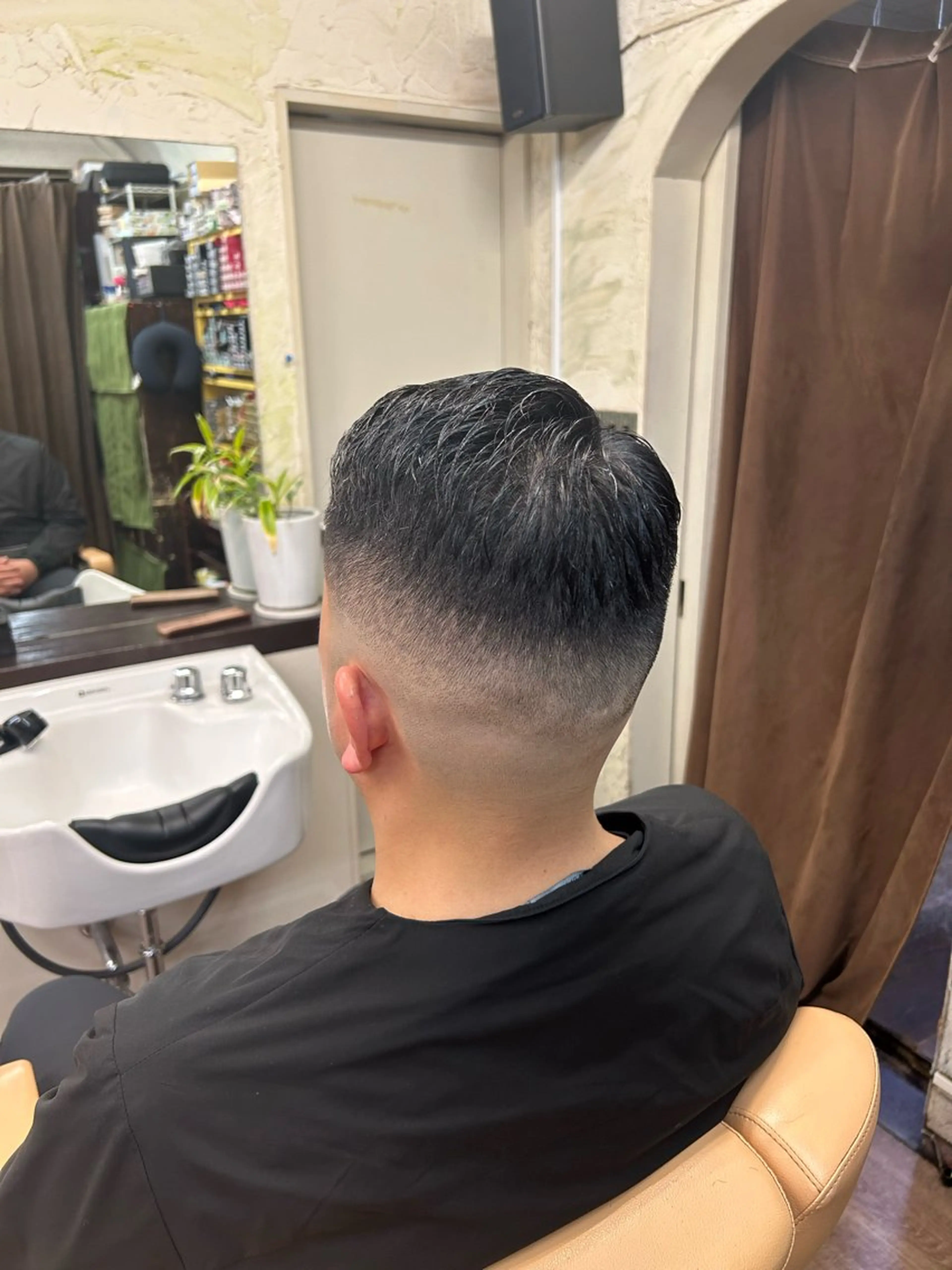 ショート メンズ フェードカット スキンフェード 新宿メンズカット✂︎ 能戸蒼生💈のヘアスタイル