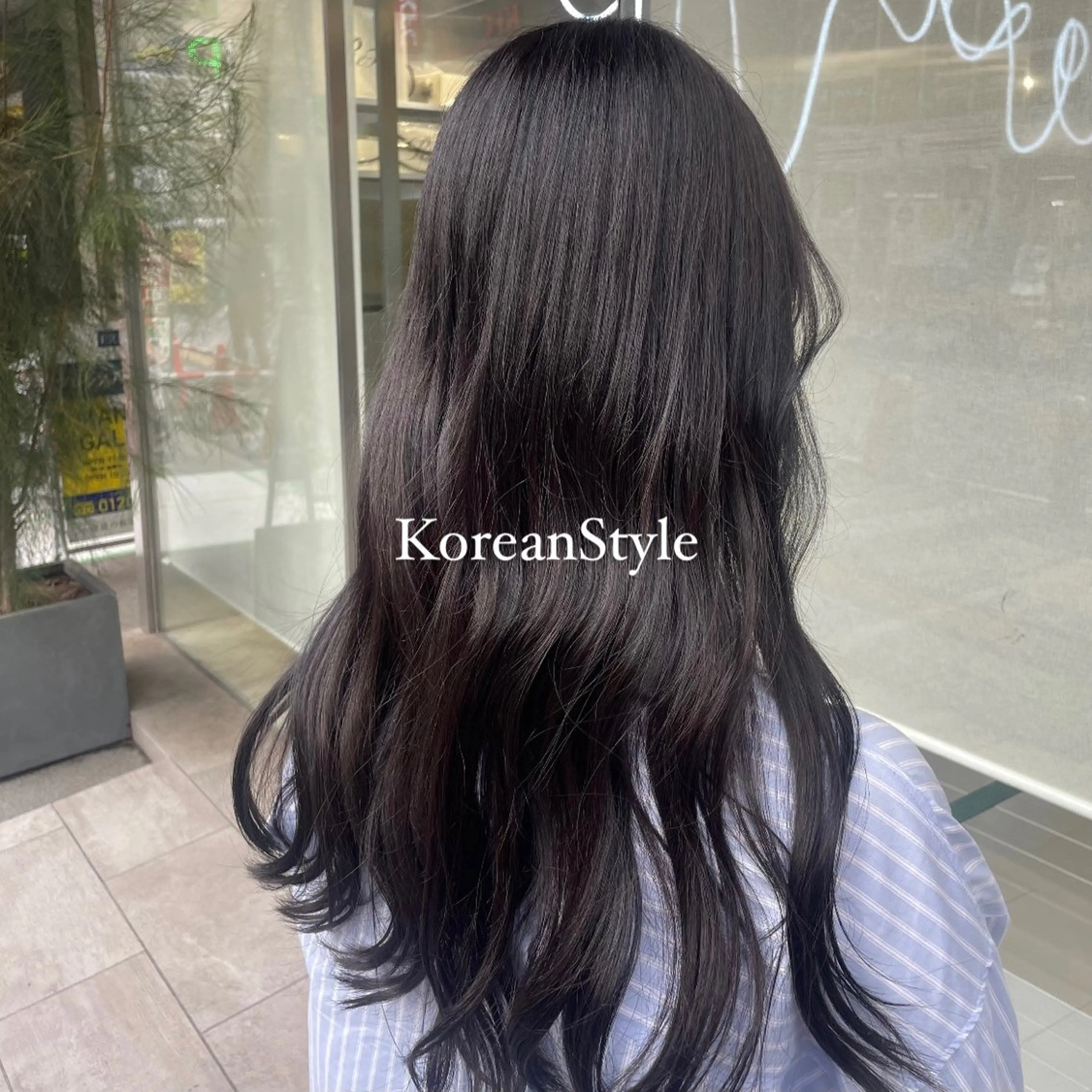 ロング sawaka🪽 /うるつやカラーのヘアスタイル