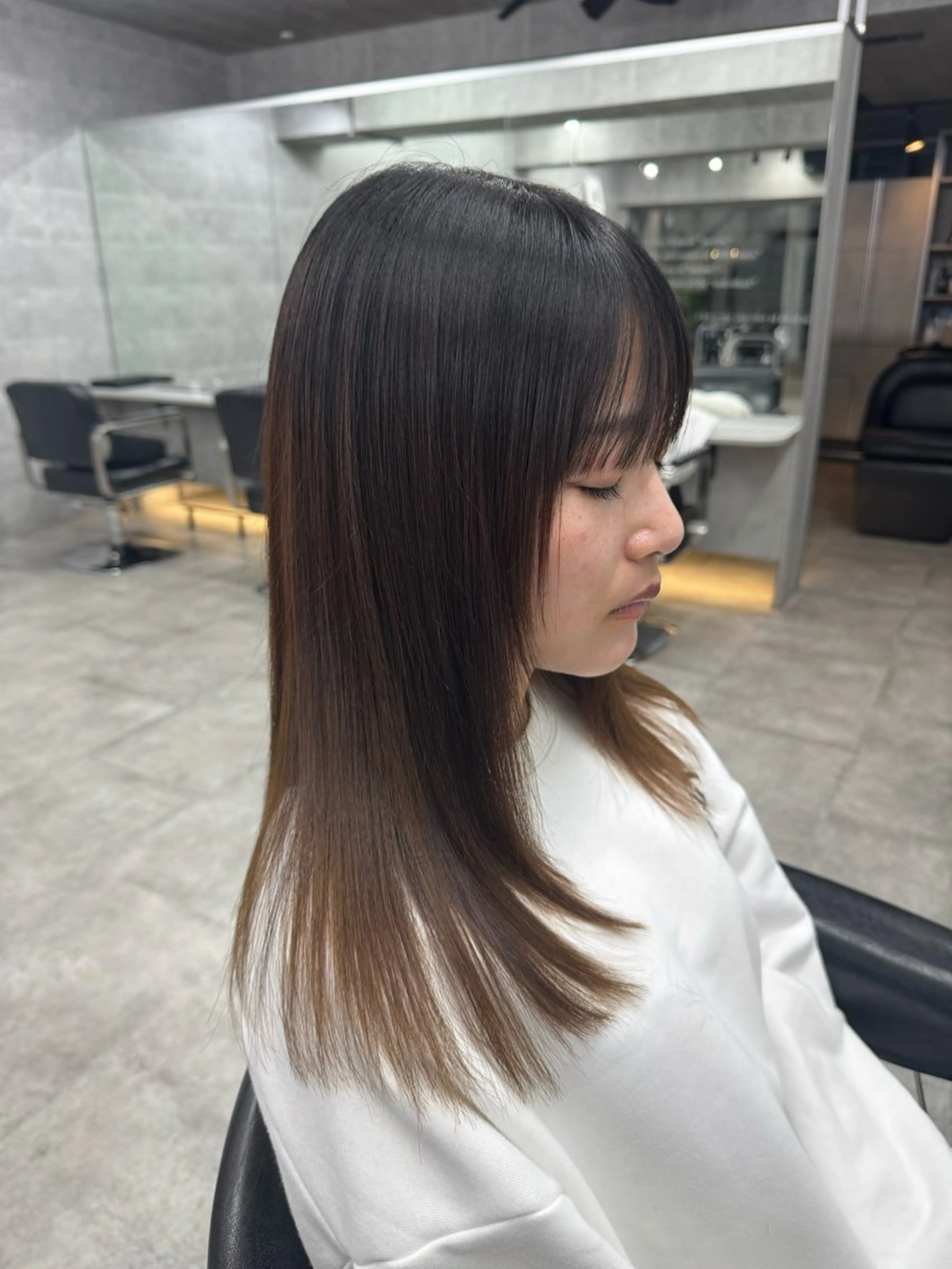 セミロング NOOS omotesando所属・あなたのお悩み改善" You"💚❤️💛のヘアスタイル