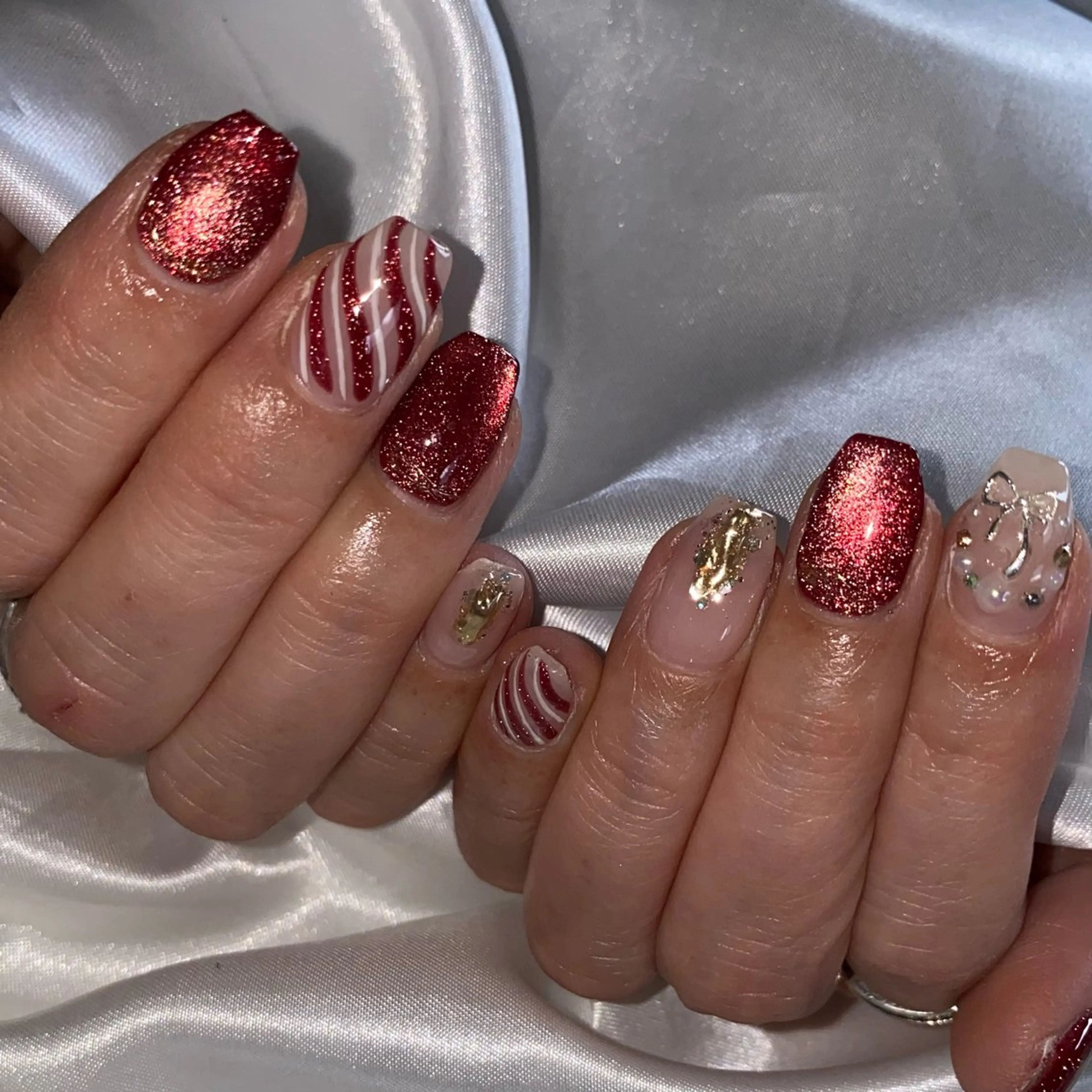 ネイル ハンドネイル デコパーツが得意♪ ネイル/眉毛/エステの眉毛・アイブロウイメージ