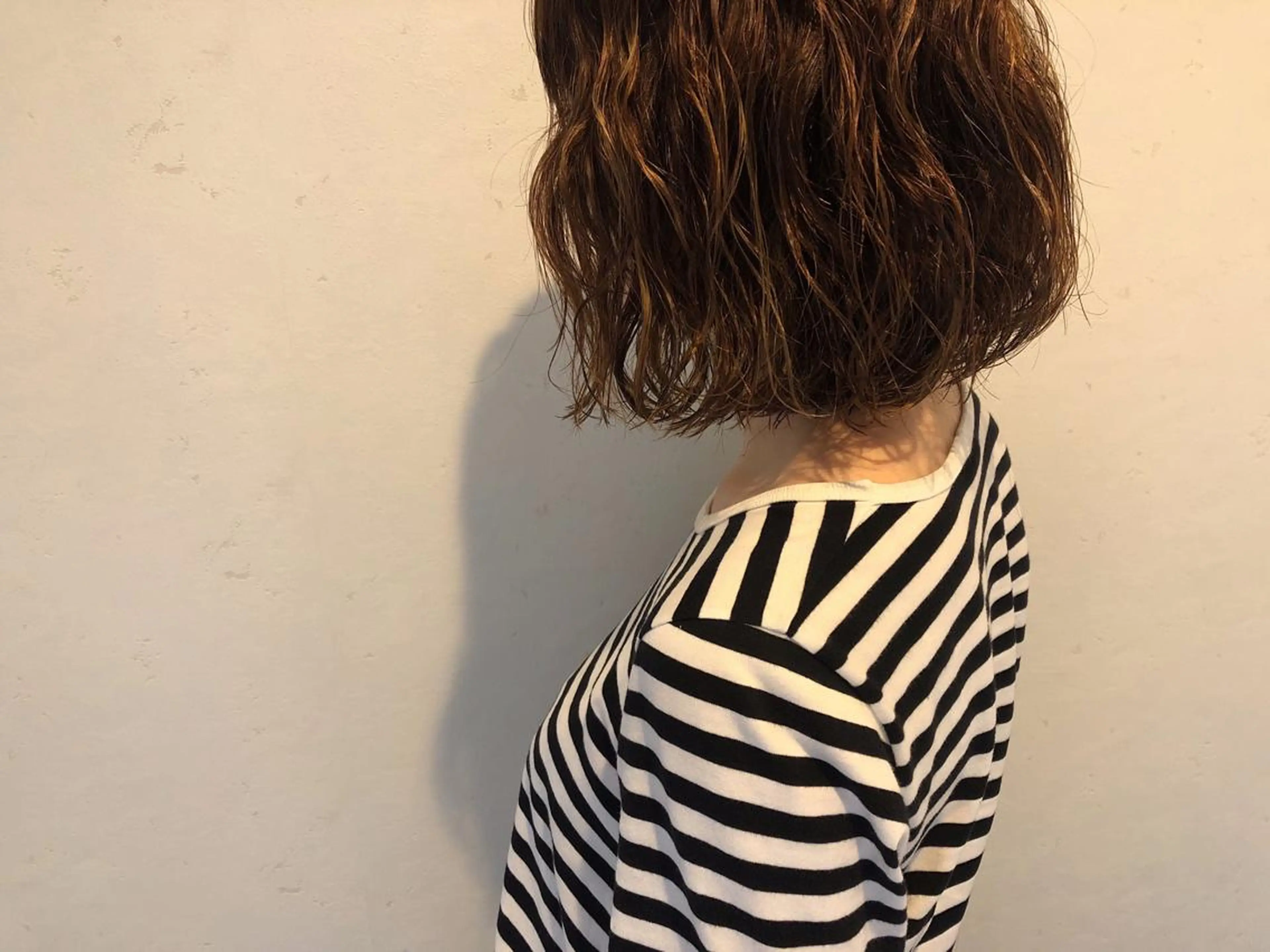 ミディアム カラー パーマ The book hand salon所属・伊藤 さやかのヘアスタイル