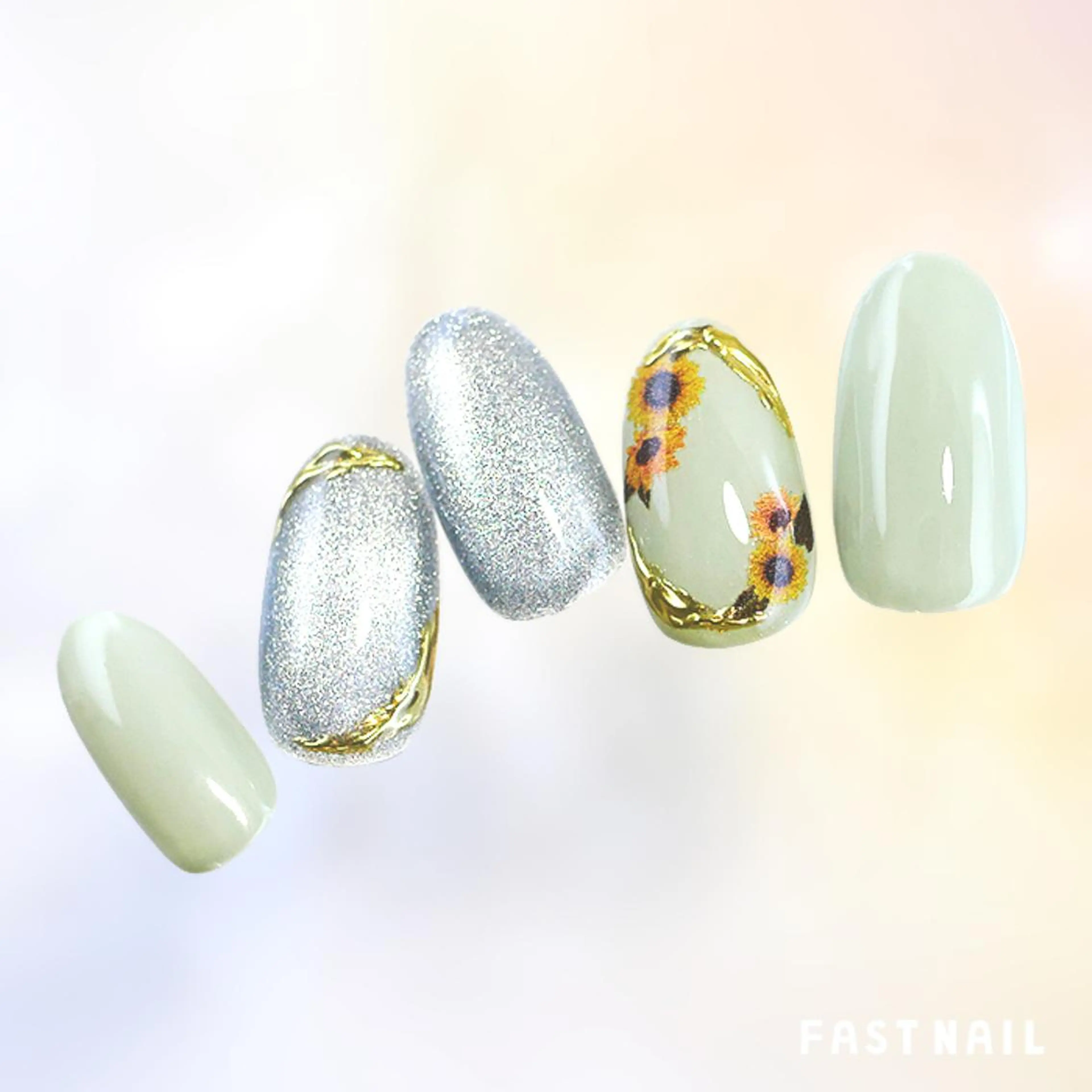 ネイル ゴールド グリーン マグネットネイル ミラーネイル 夏ネイル FASTNAIL LOCO東大和店のネイルデザイン