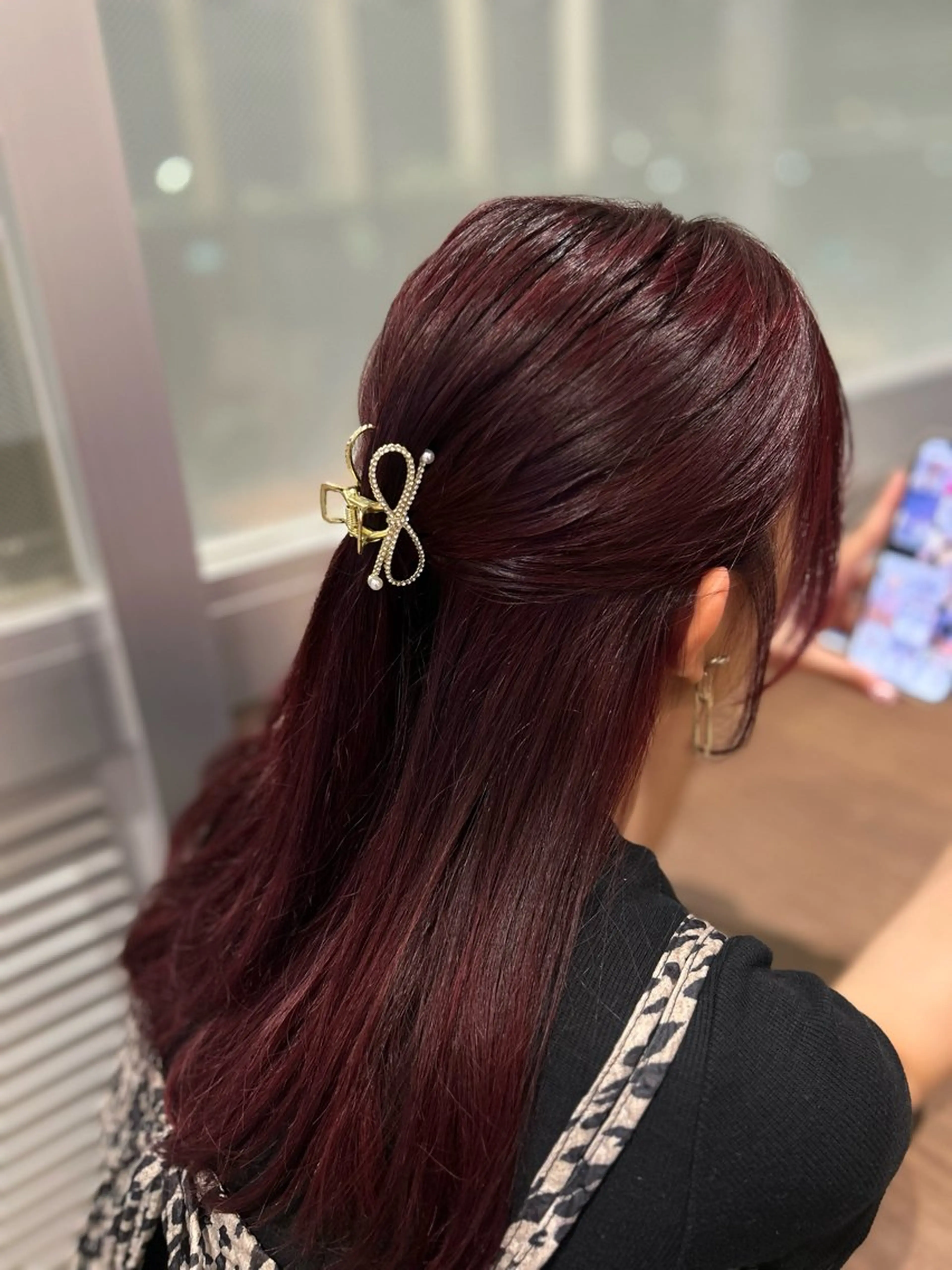 ミディアム カラー SOYON星ヶ丘所属・👟SOYONトレン ドヘアともし🩶のヘアスタイル