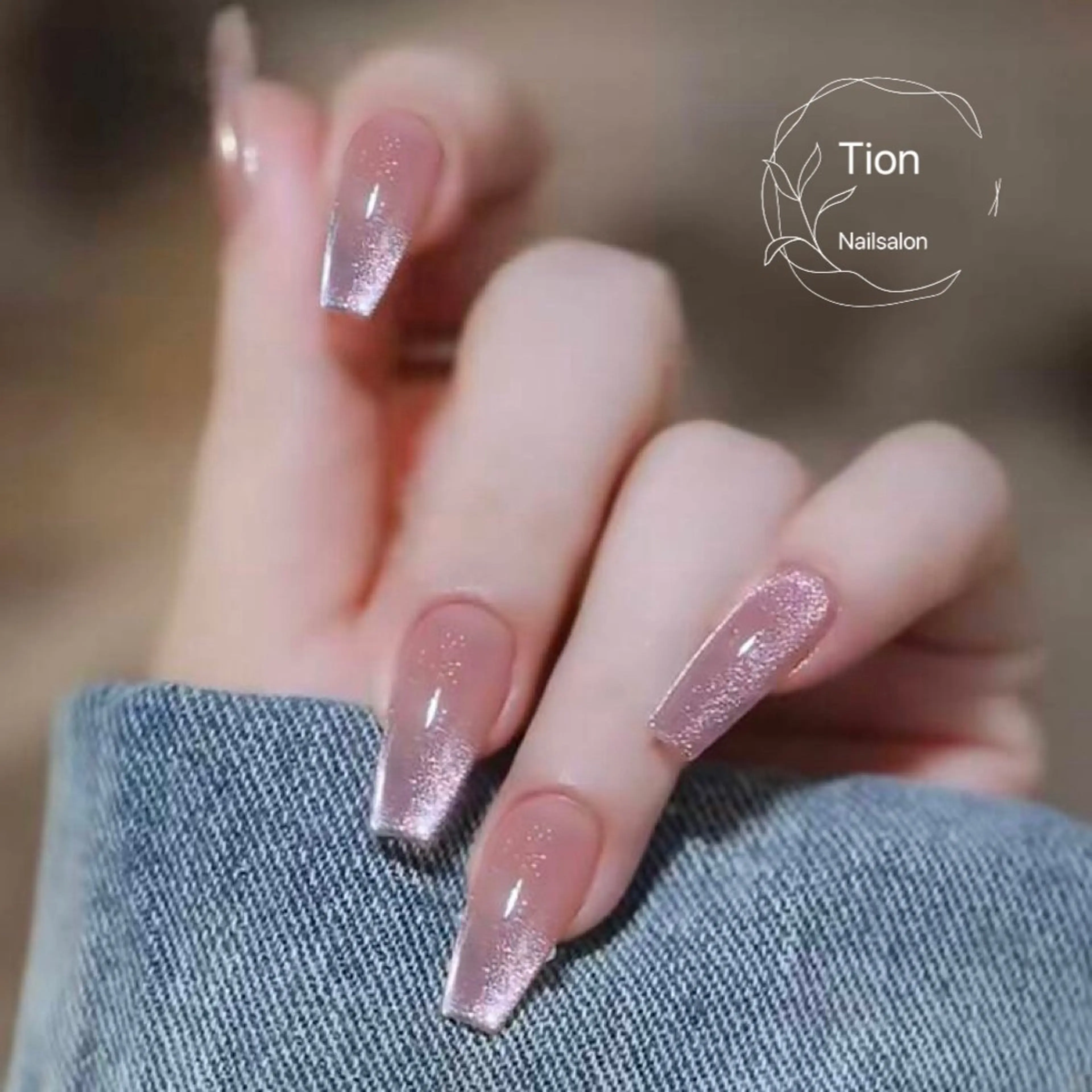 ネイル チークネイル 長さ出し フットネイル フレンチネイル ジェルネイル Nailsalon Tion 横浜西口店のネイルデザイン