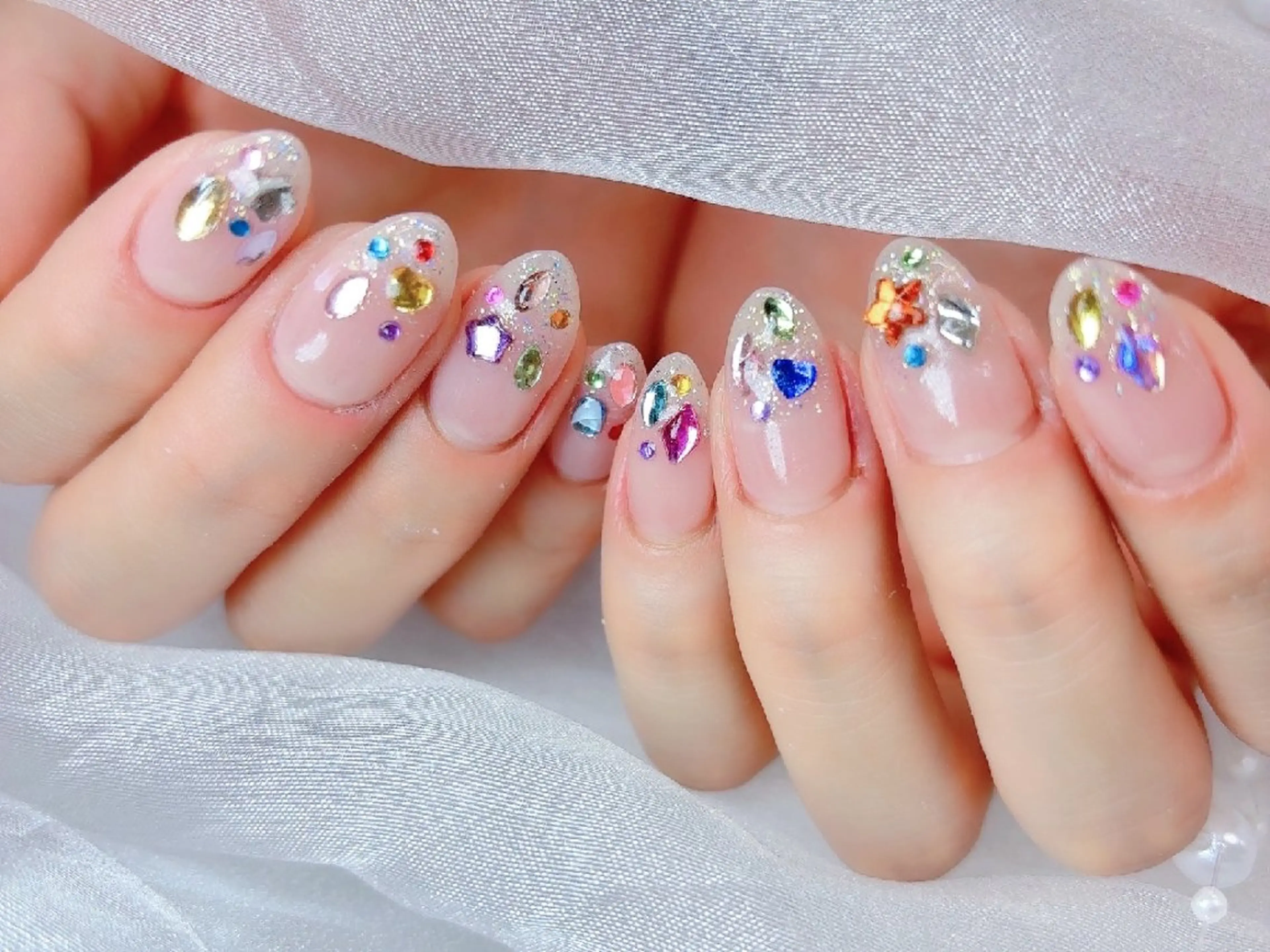 ネイル 長さ出し フラッシュネイル フレンチネイル キラキラネイル ラメ(グリッター) Chouette Nailのネイルデザイン