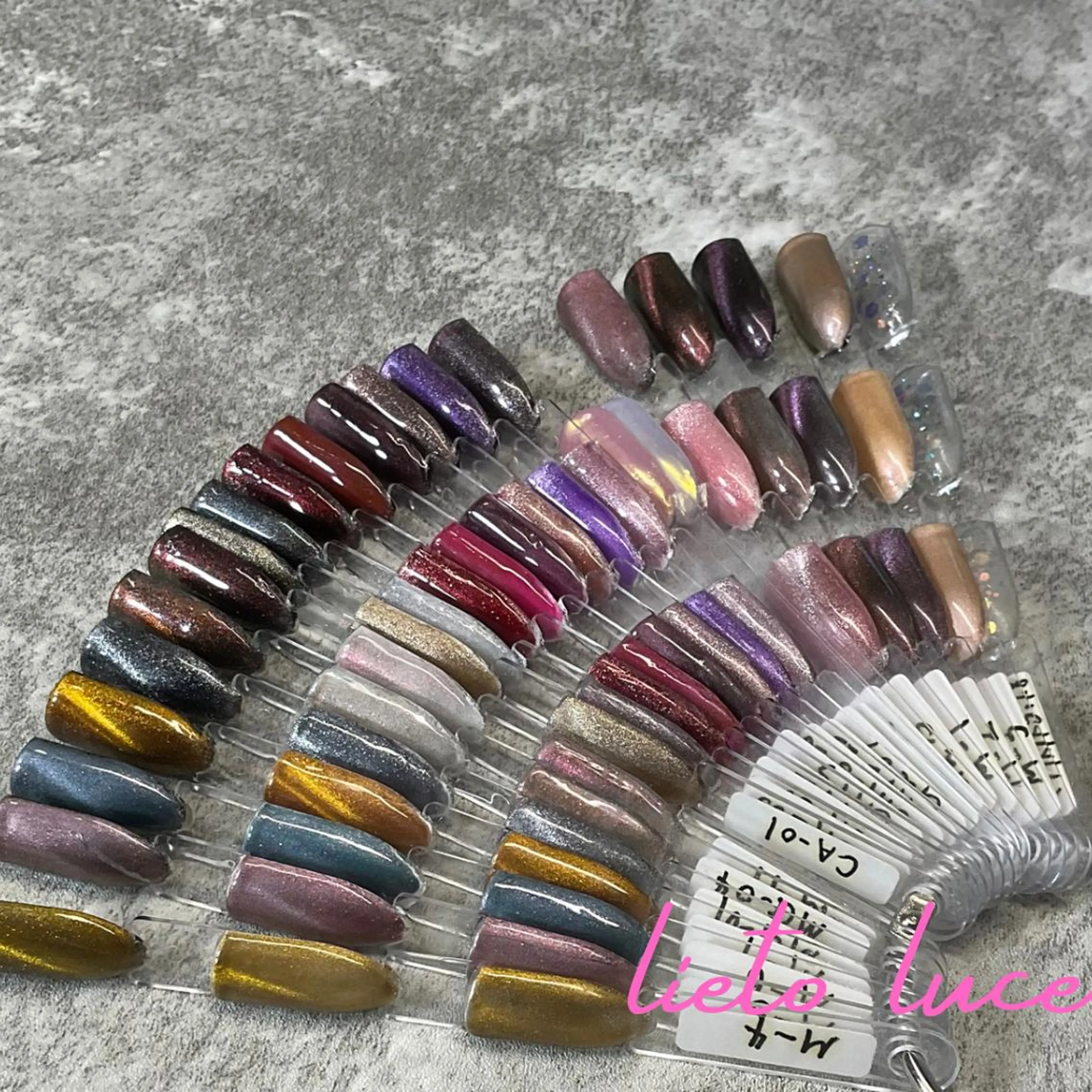 マグネット🧲10本(オフ有無&ケア込)1色のみの写真