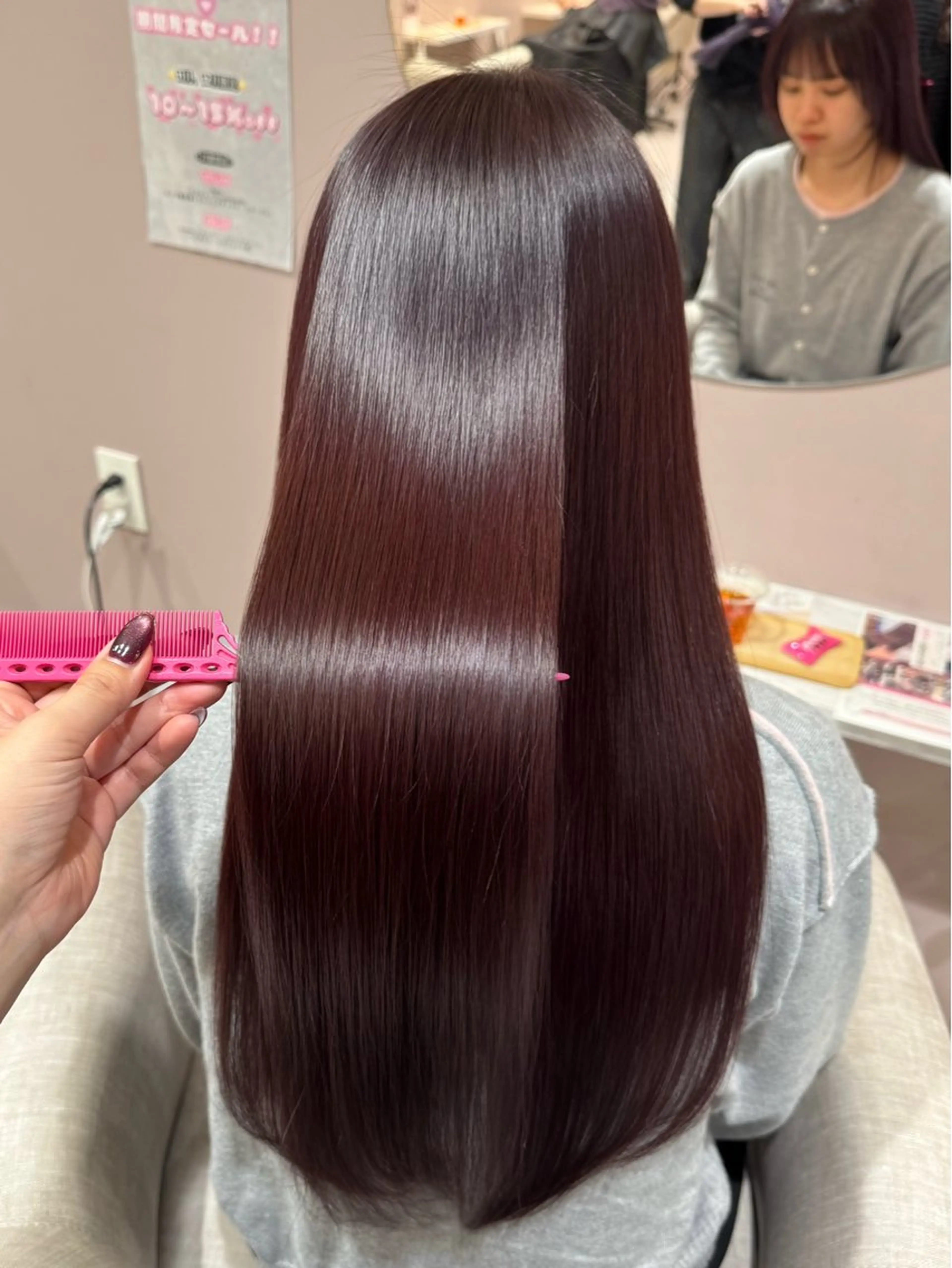 ロング カット ヘアカラー VOGUE所属・✨艶カラー ✨chihiroのヘアスタイル