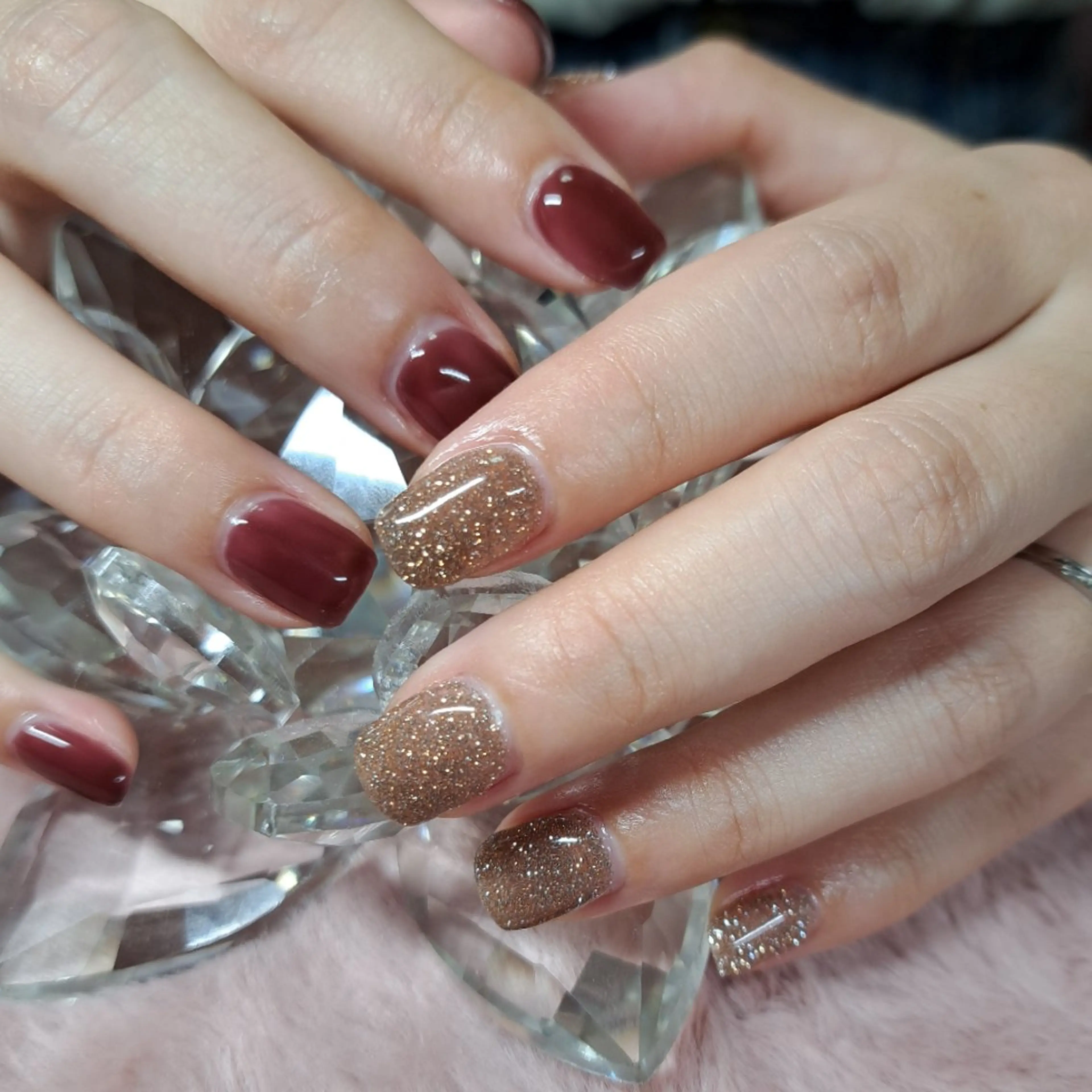 ネイル ボルドー フラッシュネイル ジェルネイル キラキラネイル HAYASHI  Nのネイルデザイン