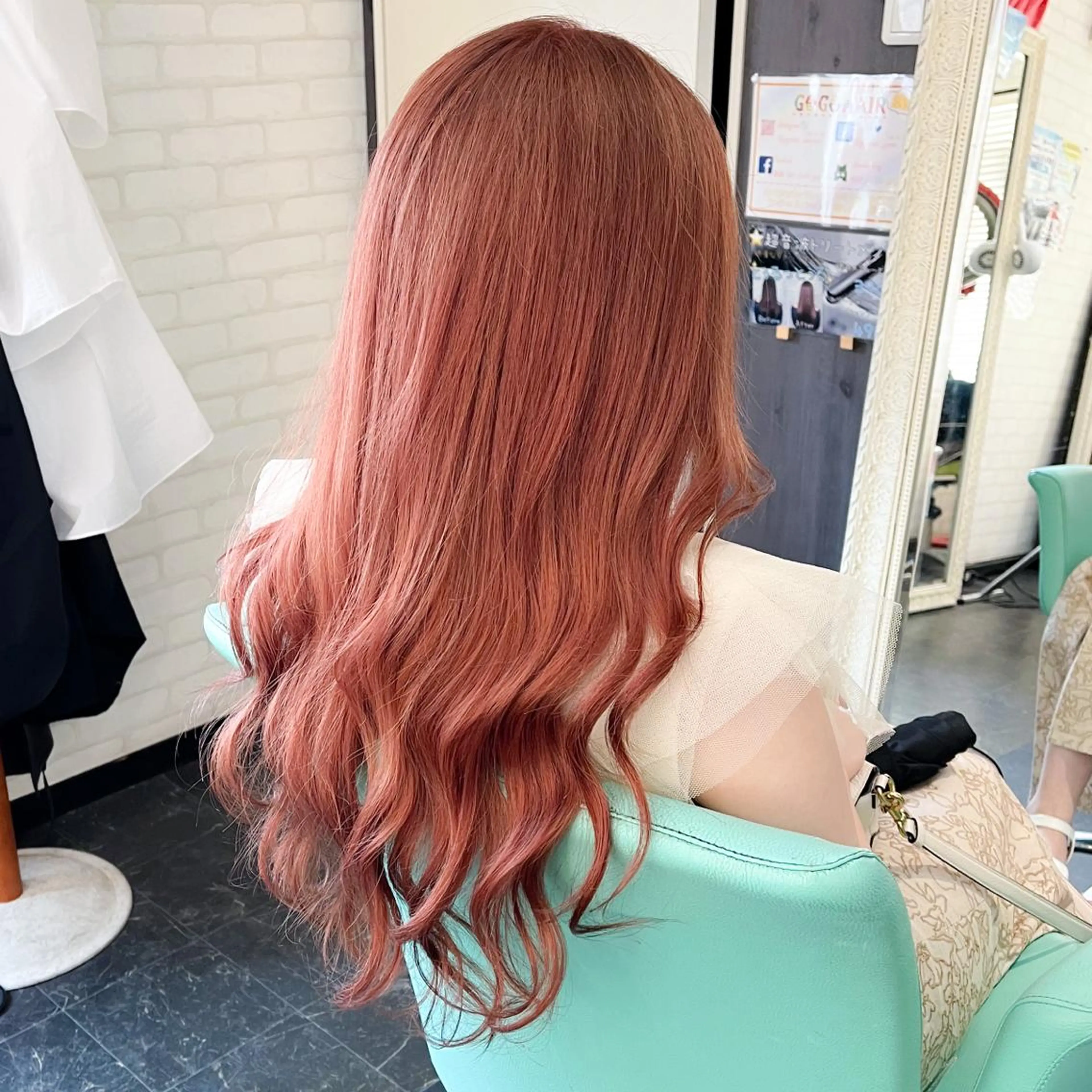 ロング カラー ヘアアレンジ ブリーチ ブラウンカラー ケアブリーチ ピンクカラー ピンクブラウン ヘアカラー Kimura Shinyaのヘアスタイル