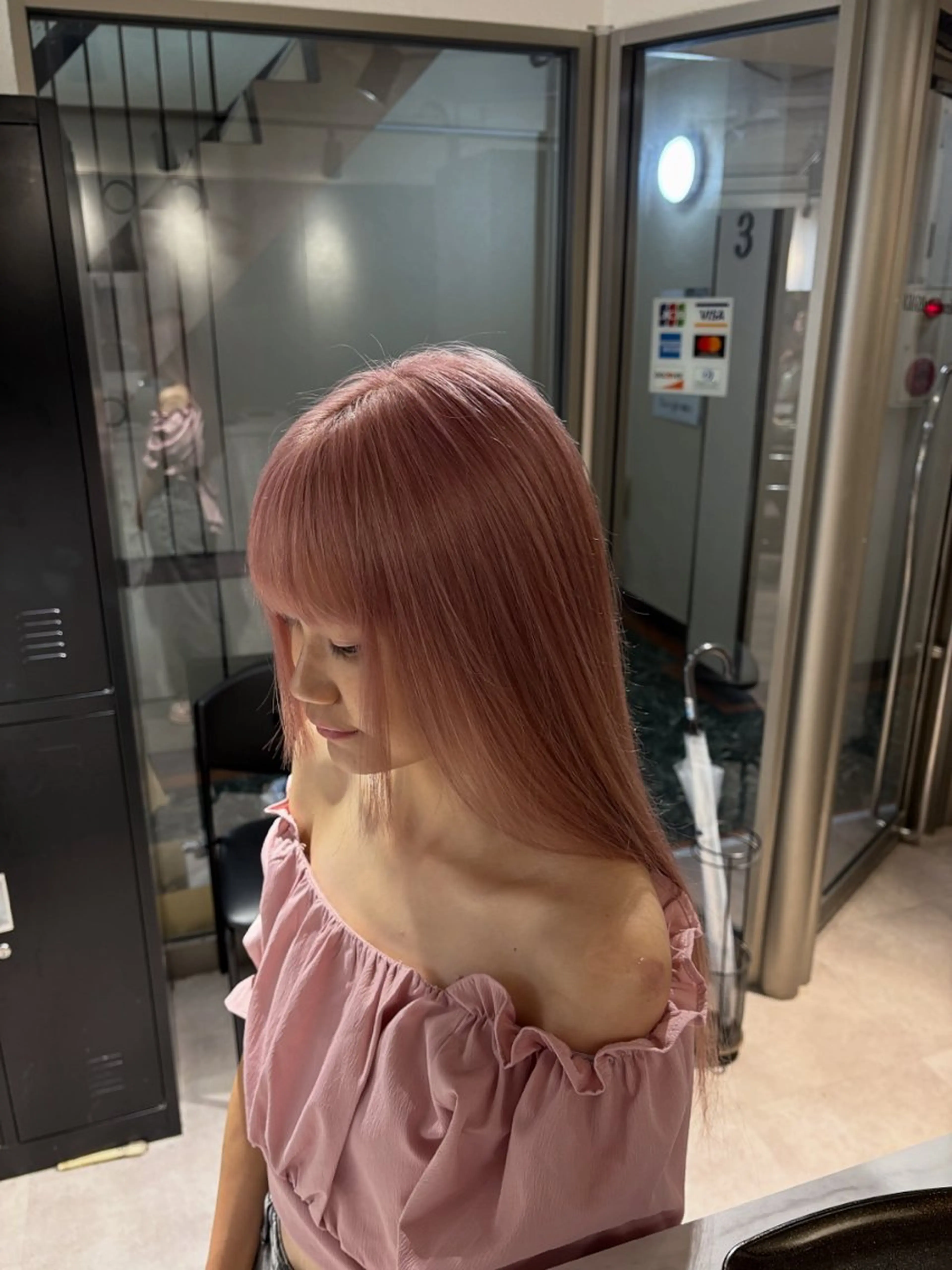 ロング カラー ピンクカラー ホワイトピンク カット ヘアカラー Seleneコウキ ブリーチ/ハイトーンのヘアスタイル
