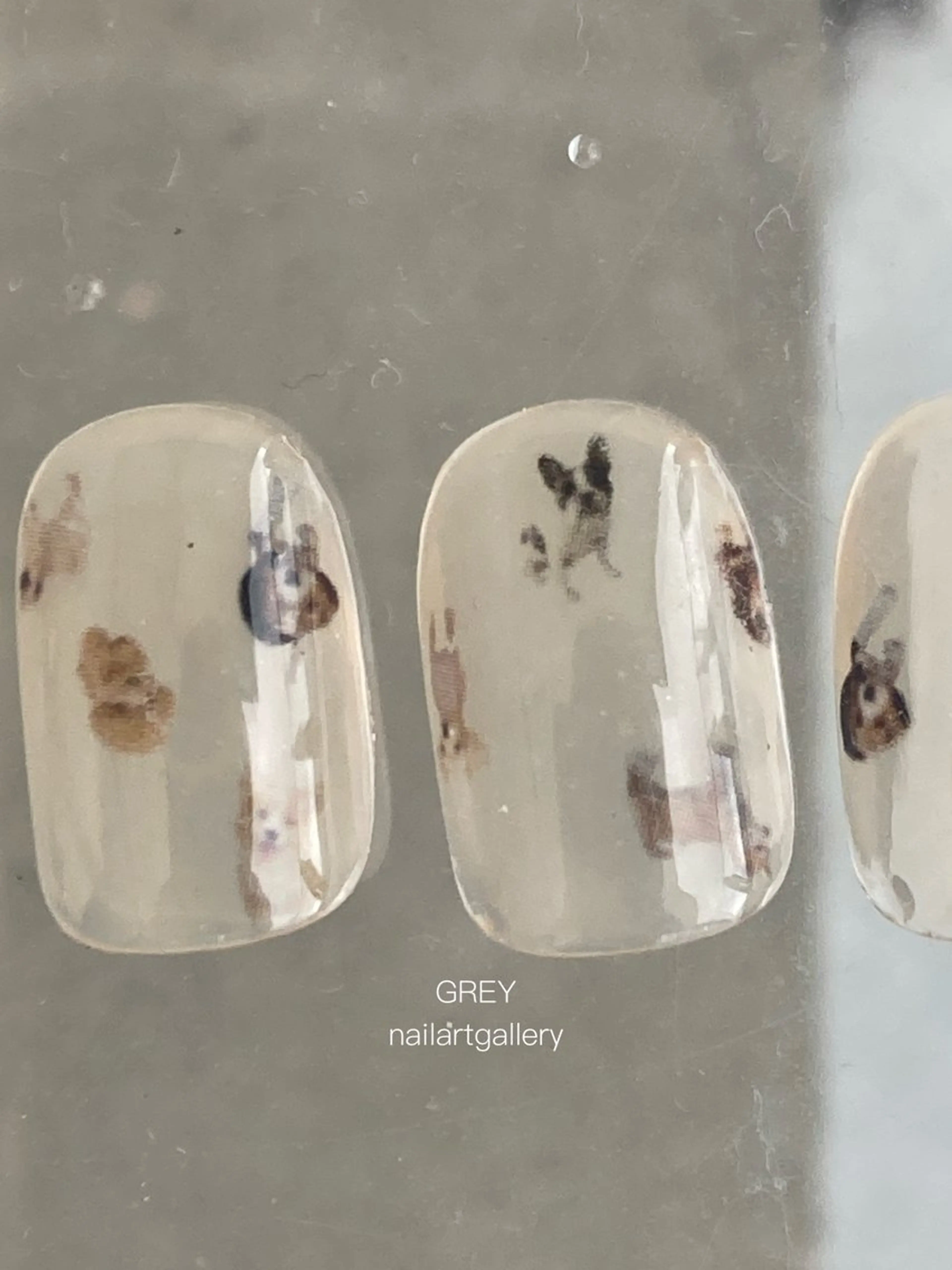 ネイル アートネイル 【GREY】 TAIRAのネイルデザイン