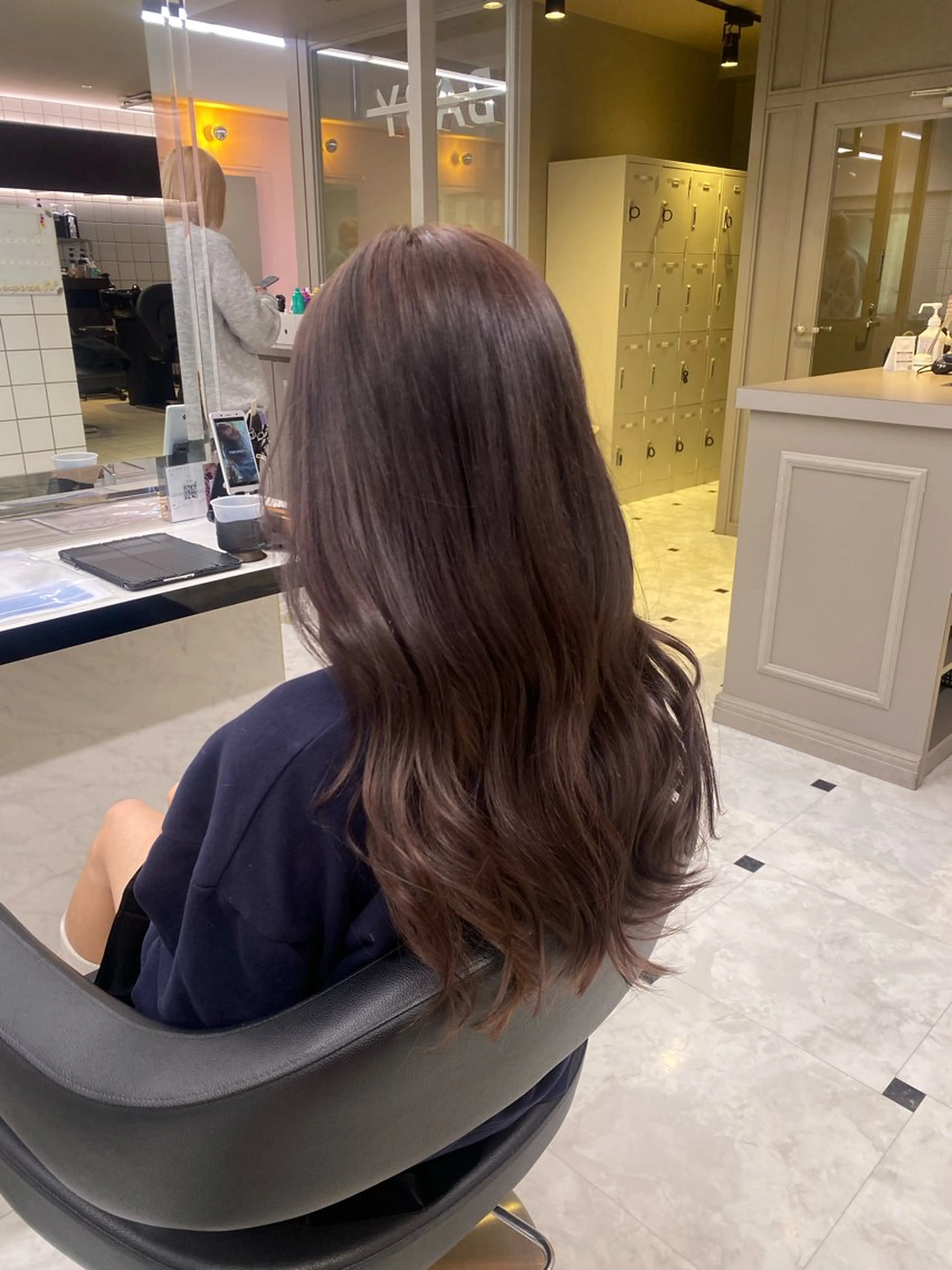 ロング カラー グレージュ ラベンダーカラー ラベンダーグレージュ ラベンダーグレー カット ヘアカラー ♡ダブルカラー♡ 透明感カラー♡AIのヘアスタイル
