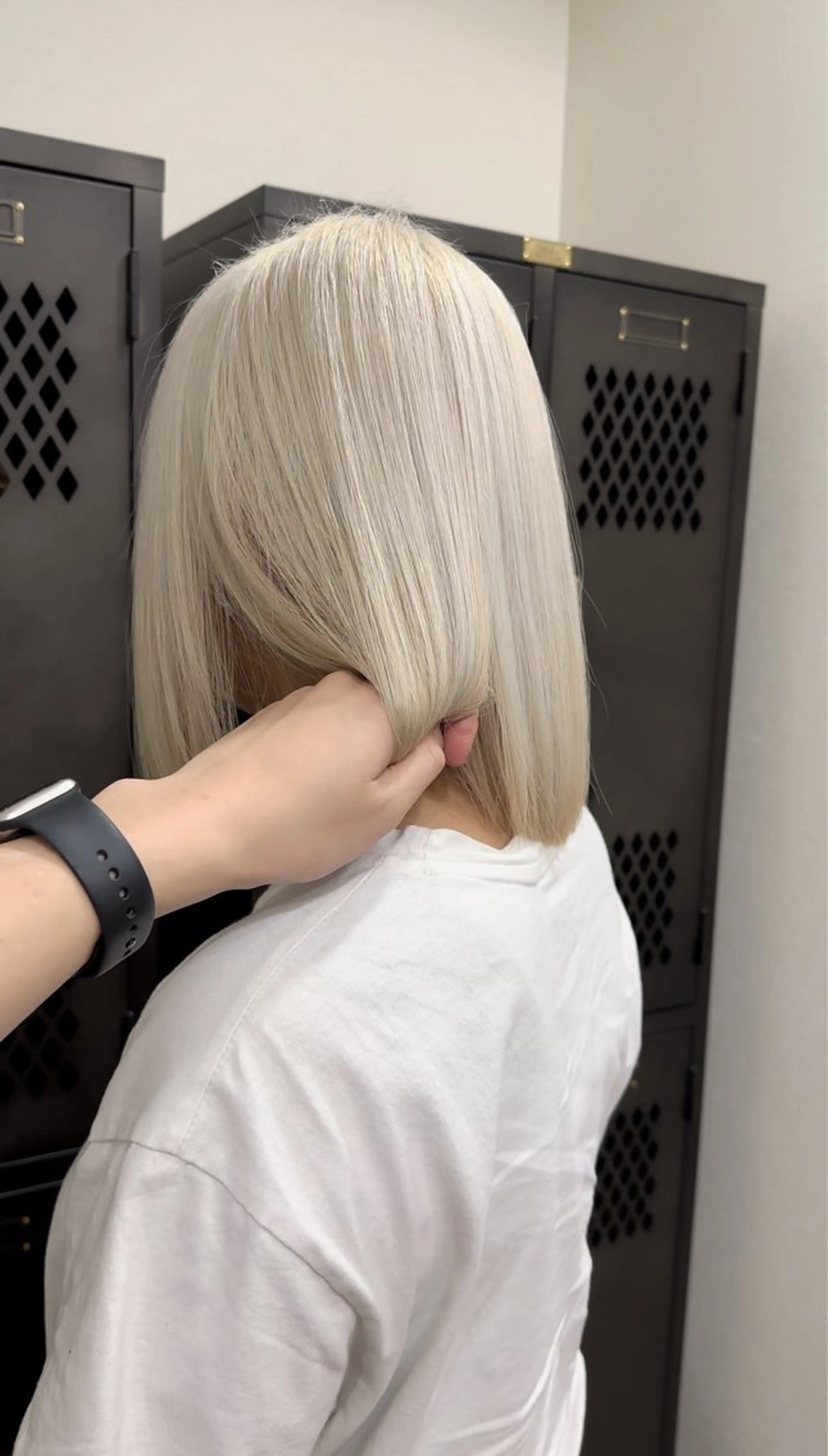 ミディアム 【デザインカラー】 難波　秀喜のヘアスタイル