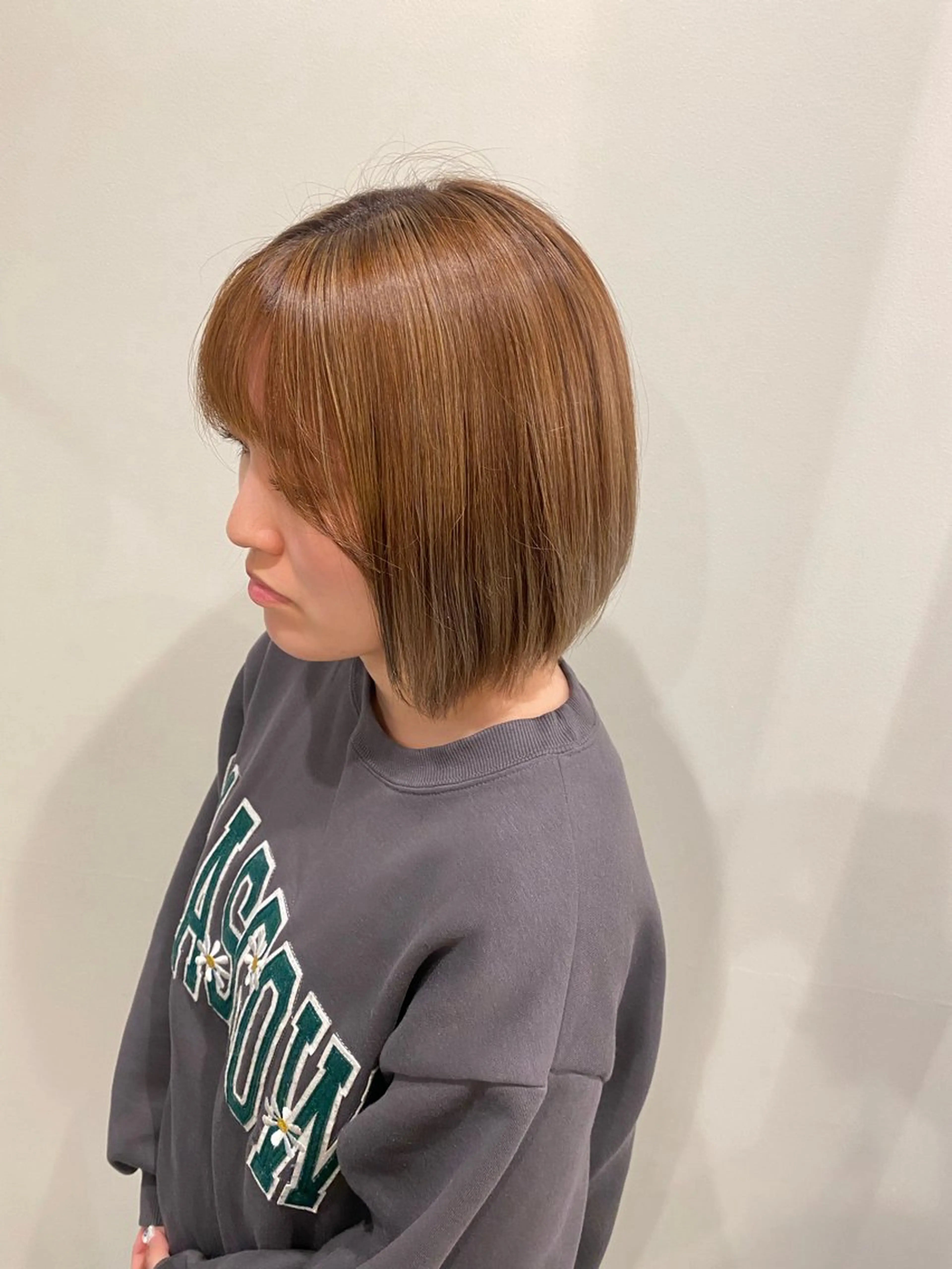 ミディアム カラー ヘアカラー 🍑 モモカ🍑のヘアスタイル