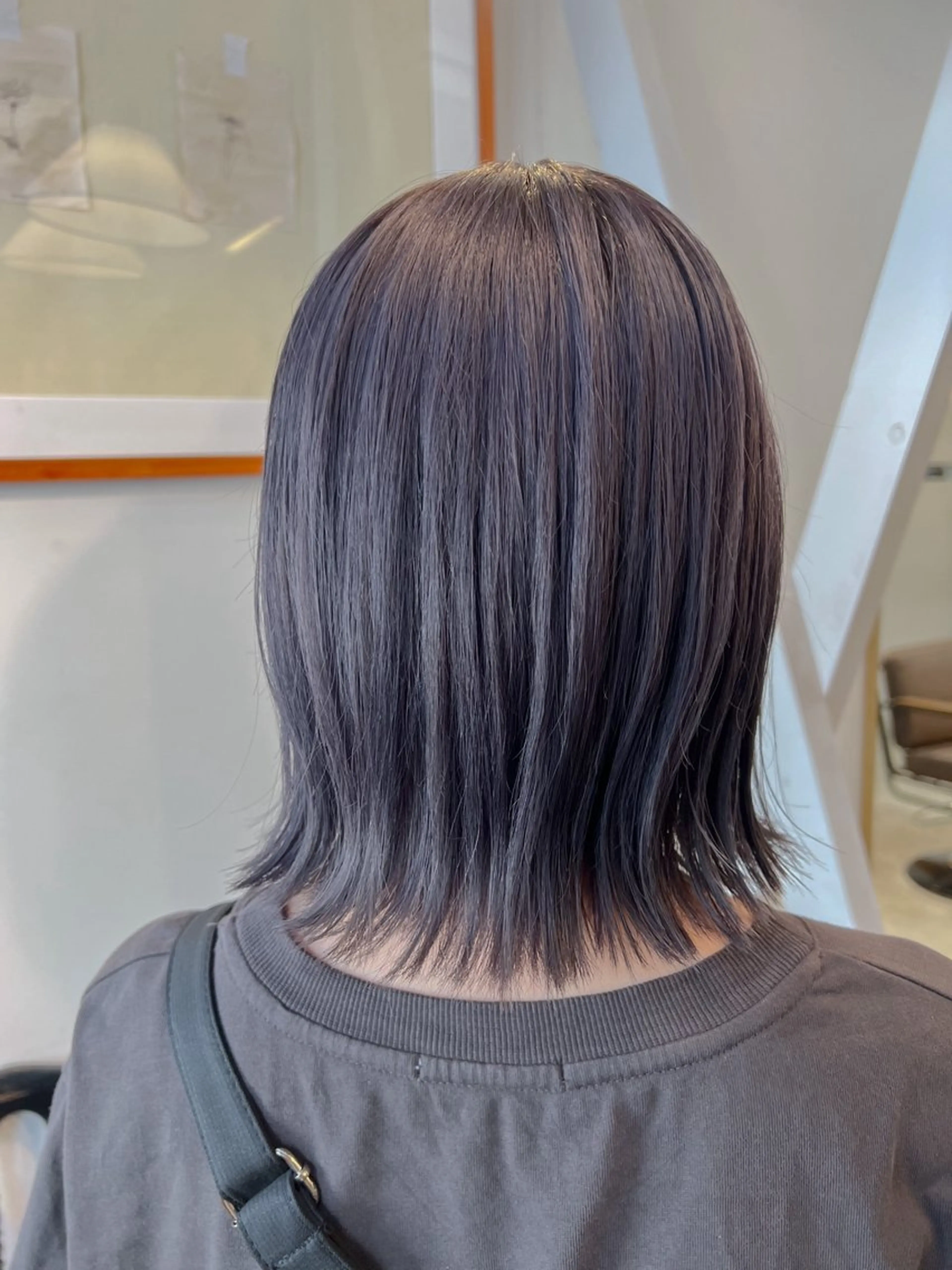 ミディアム ボブ 外ハネヘア 色素薄めカラー❤︎ chihiroのヘアスタイル