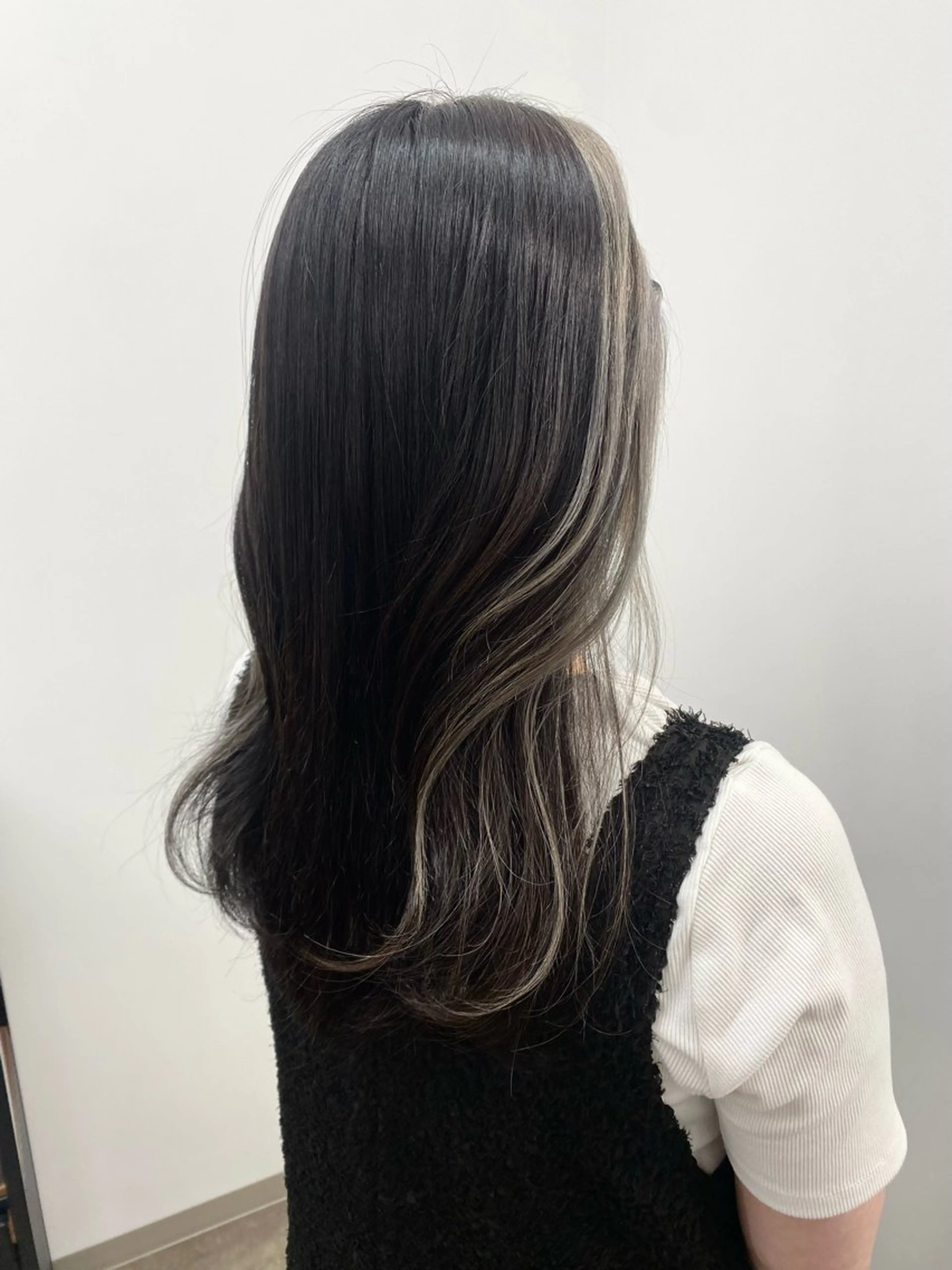 ロング カラー ヘアカラー ENV船橋 櫻井ちののヘアスタイル
