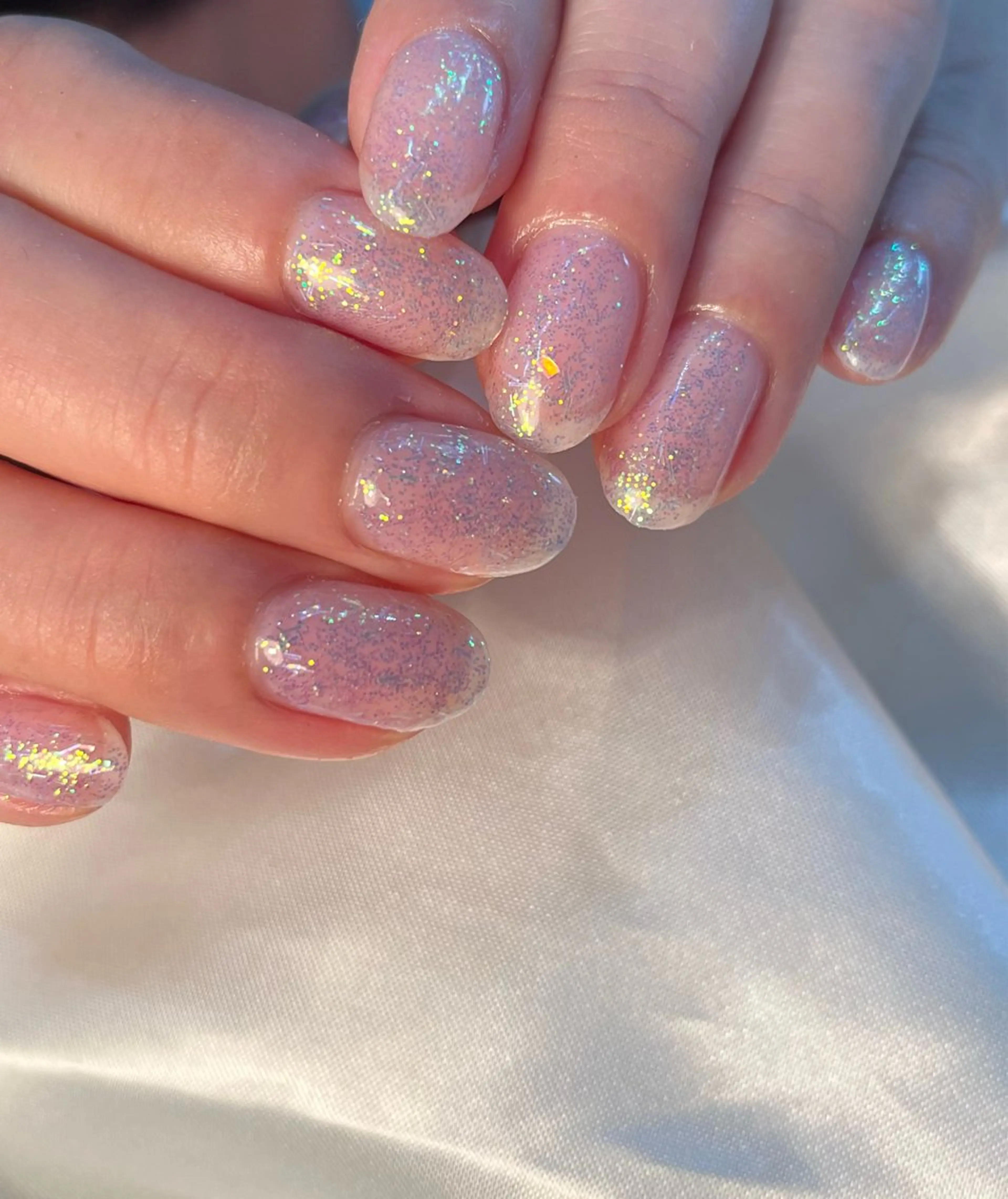 ネイル オーロラネイル ラメ(グリッター) ワンカラーネイル ballie／小野原 なつみのネイルデザイン