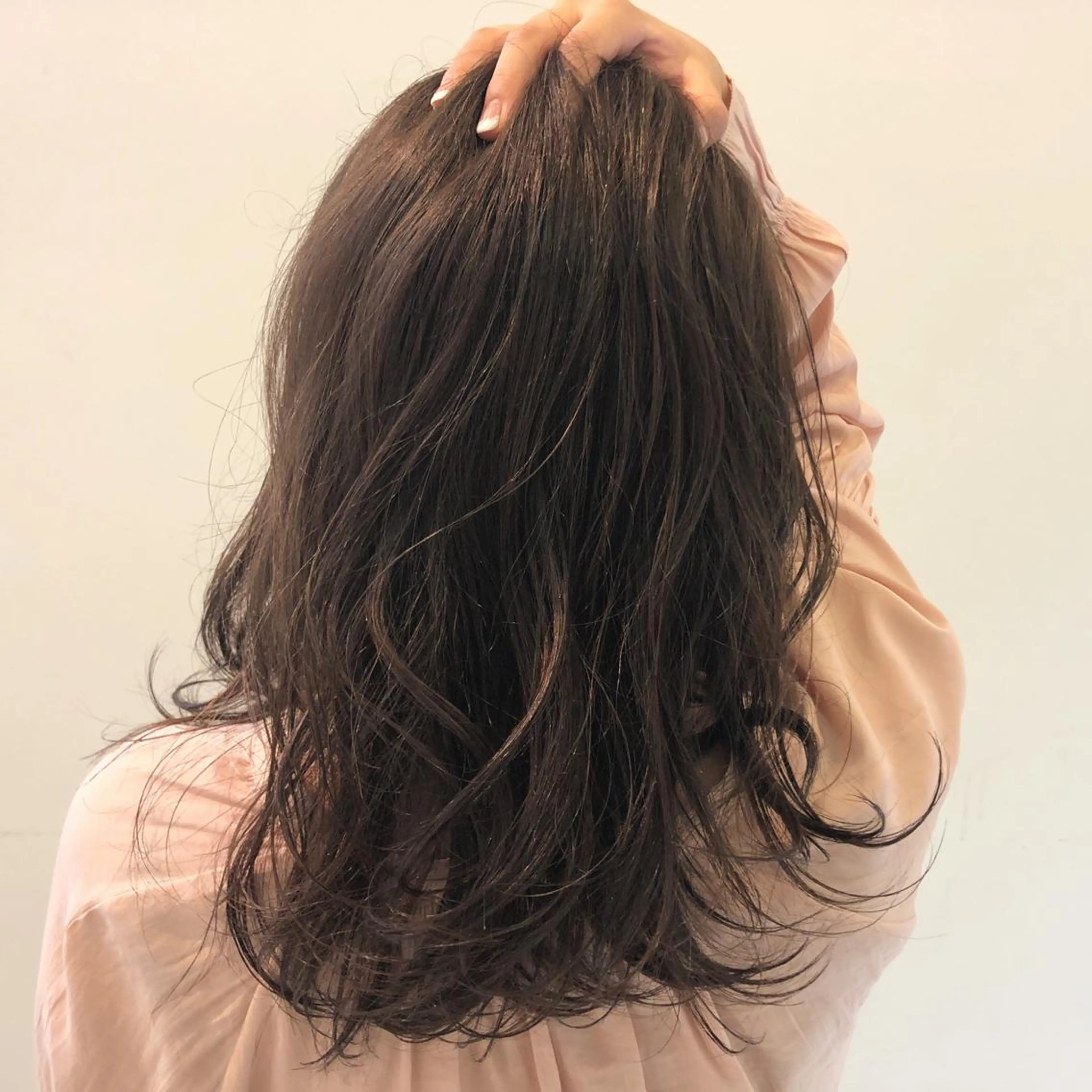 セミロング GLROW haruhiのヘアスタイル