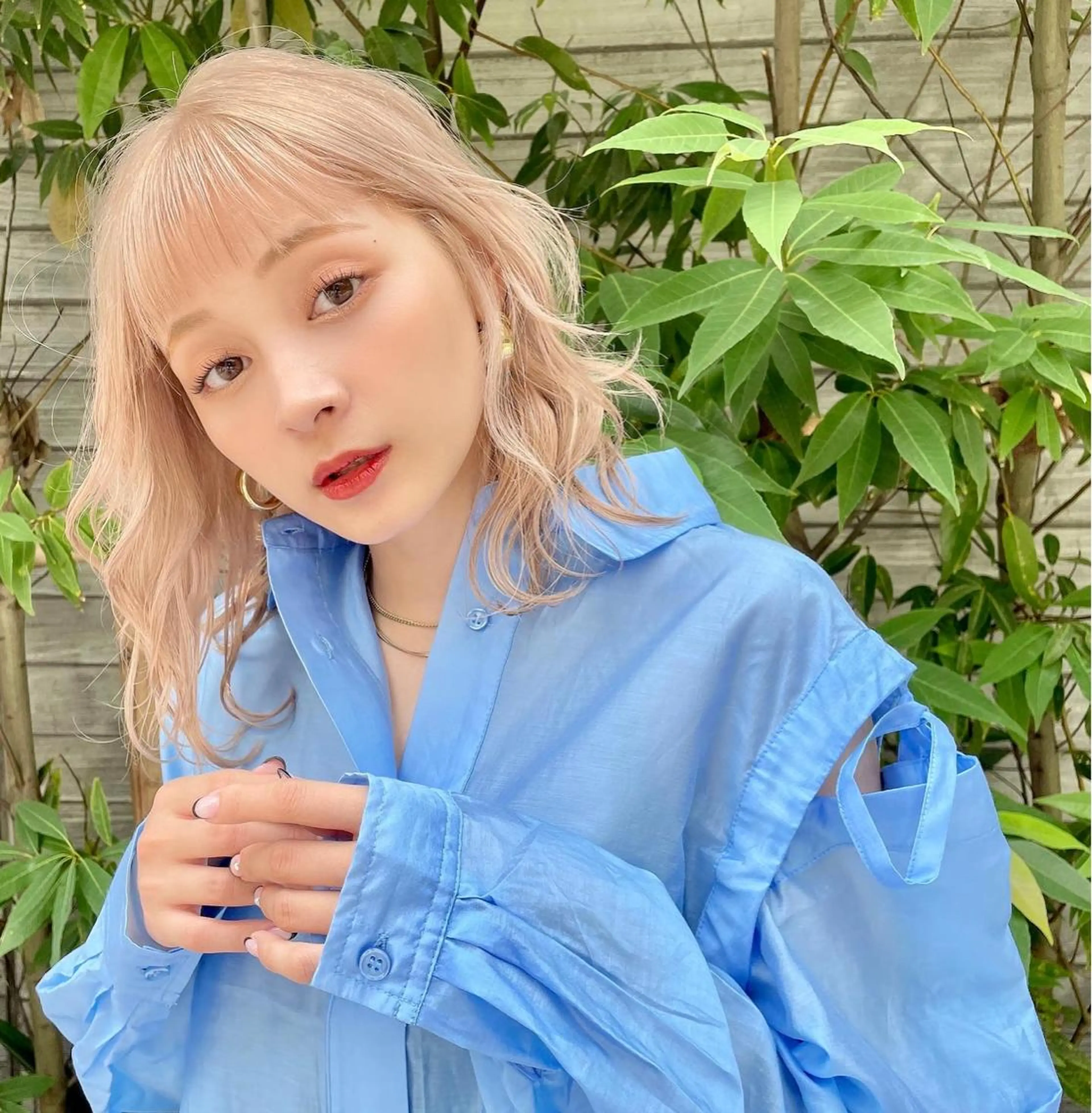 ミディアム カラー ヘアアレンジ ブリーチ 似合わせカット ヘアカラー ピンクカラー🩷 ヘアセットＮＯ.1のヘアスタイル