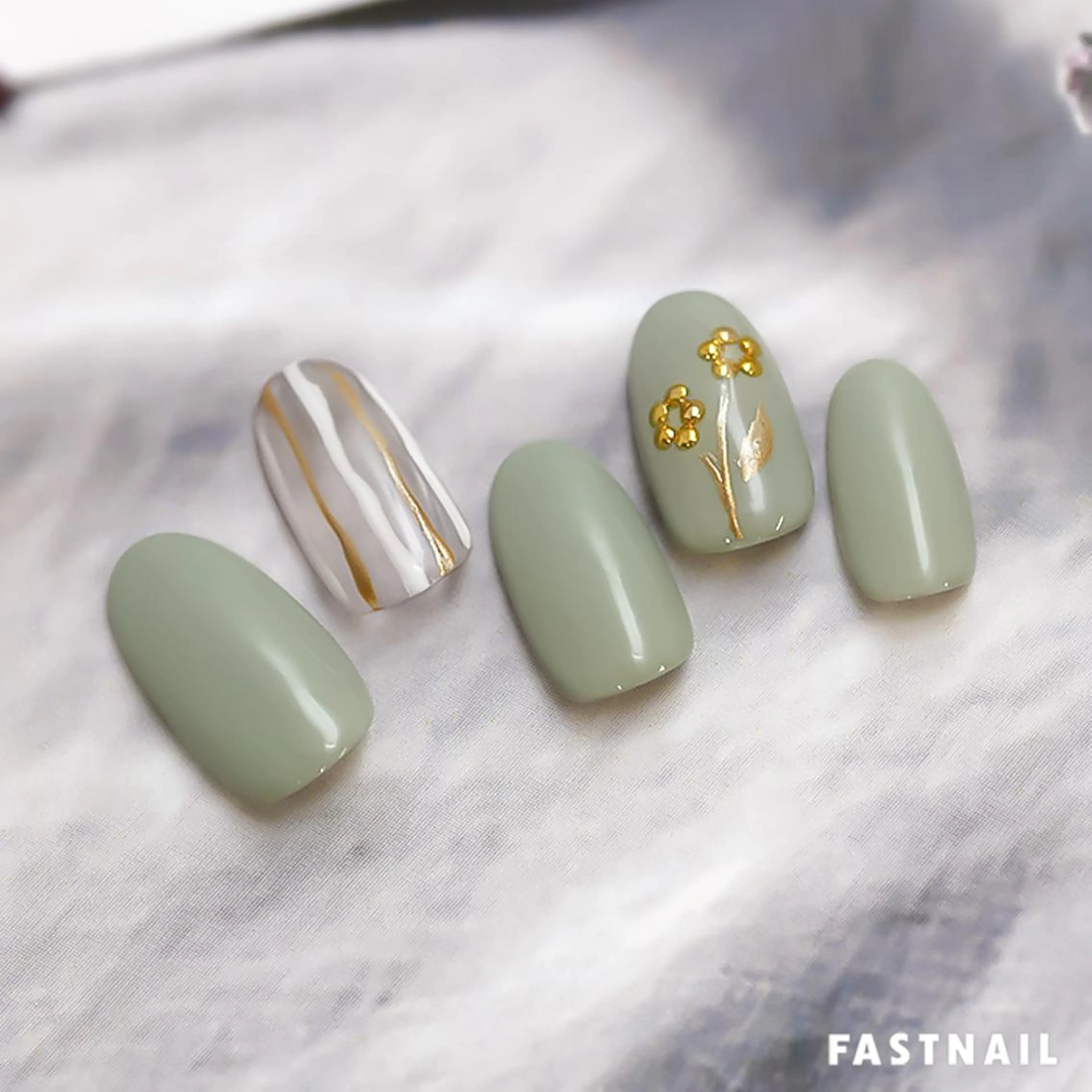 ネイル ファストネイル ロコ 志免のネイルデザイン