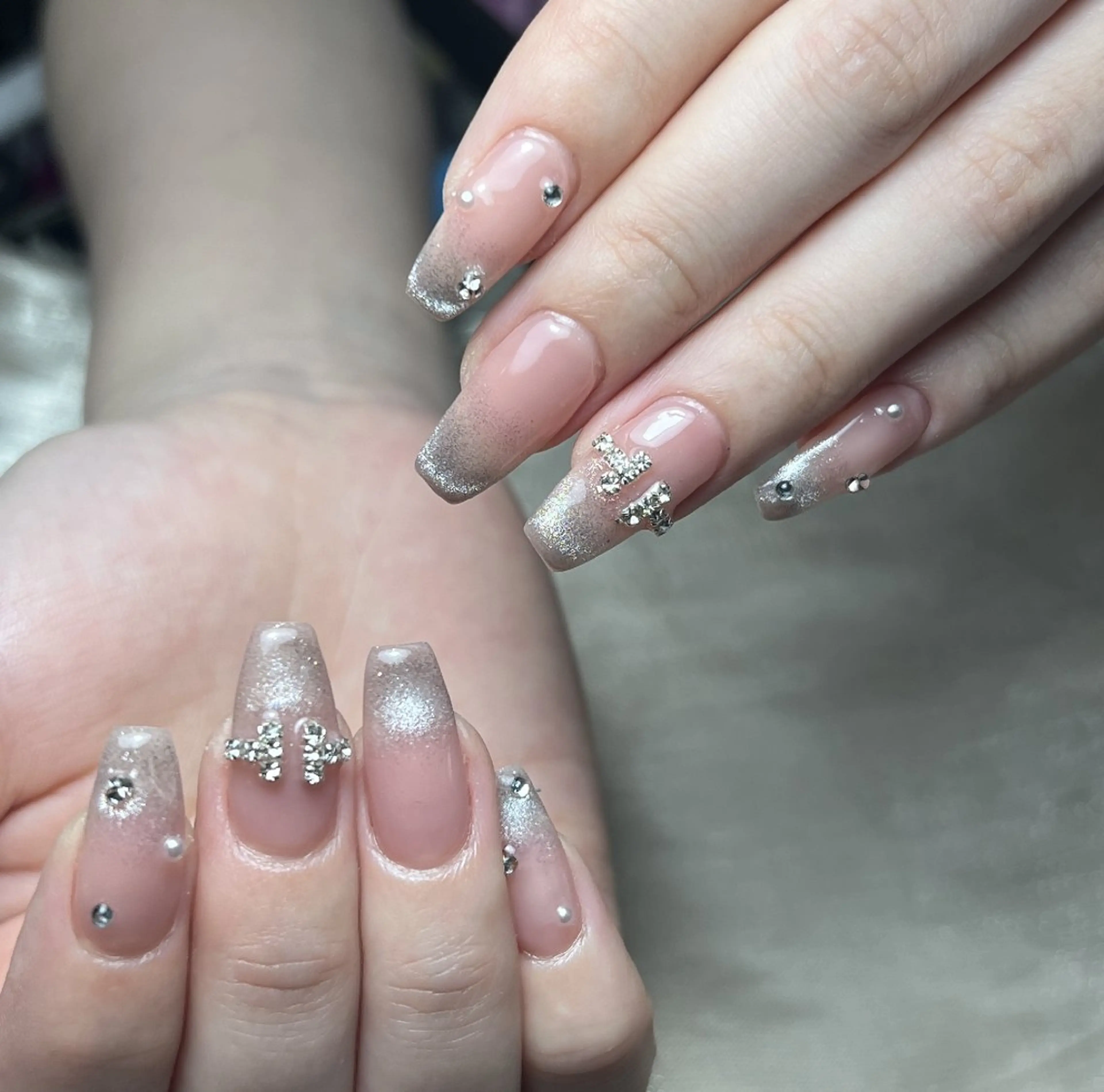 ネイル キラキラネイル マグネットネイル 持ち込み ハンドネイル UM Nail Salonのネイルデザイン